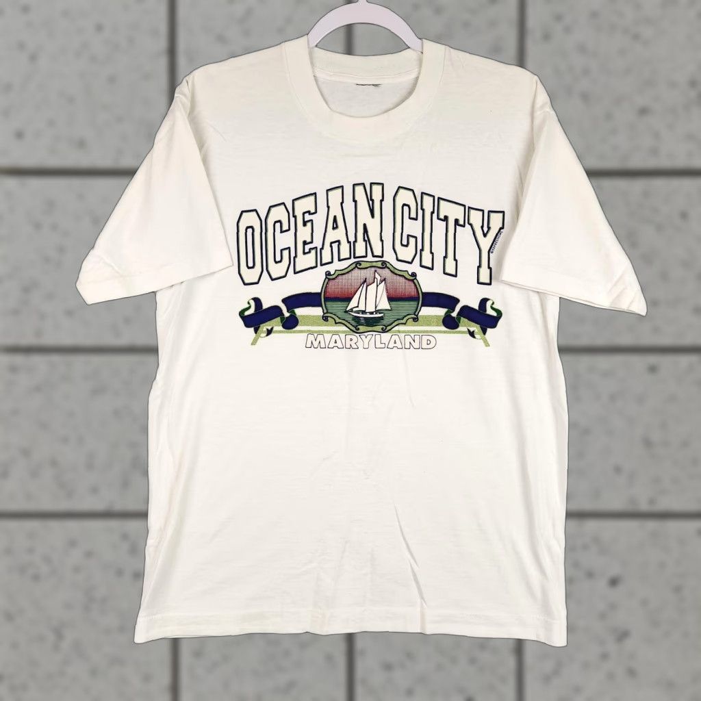 Gildan Vintage Ocean City Maryland T Shirt Men Large Sailboat Beach Nautical 90s Souvenir Tee