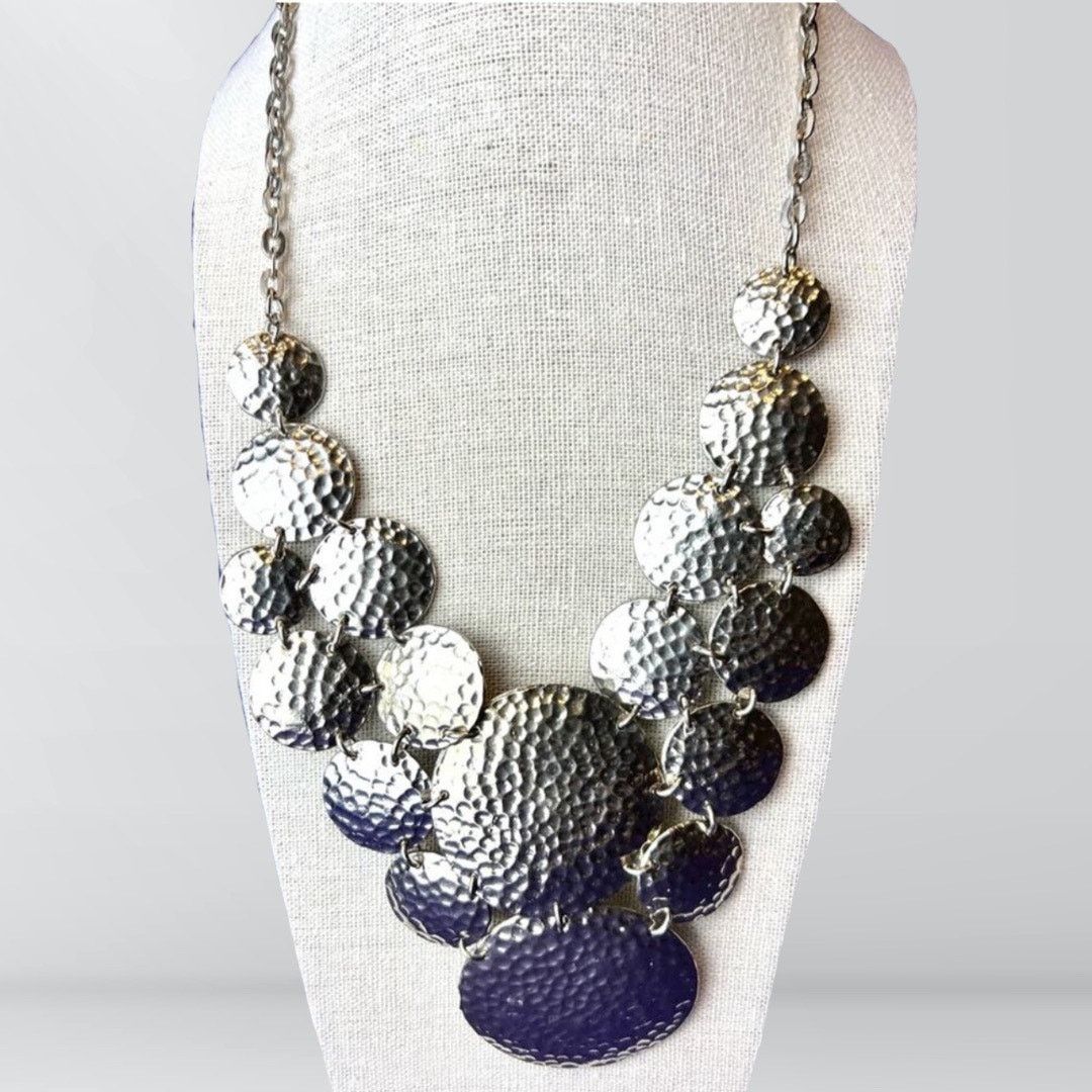 Other Vintage Shining Peaks Silver Hammered Circles Necklace