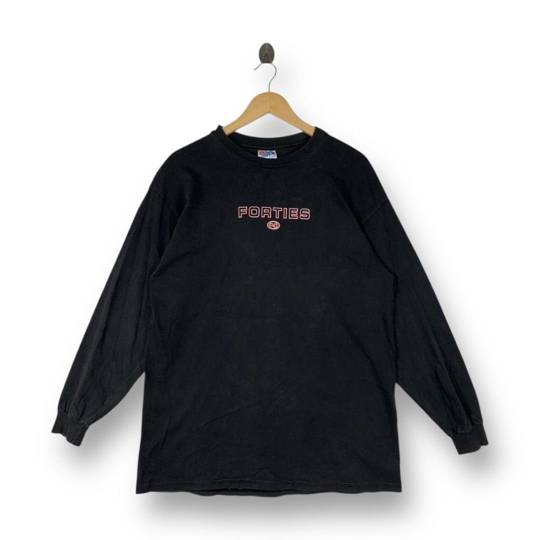 Hanes Vintage Forties Skateboard Centre Spellout Long Sleeve Tee