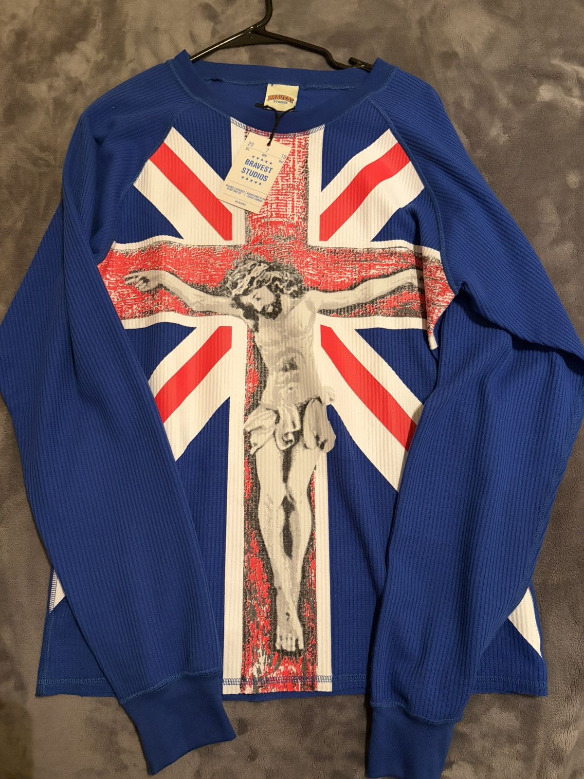 Studios Bravest Studios Royal Union Thermal