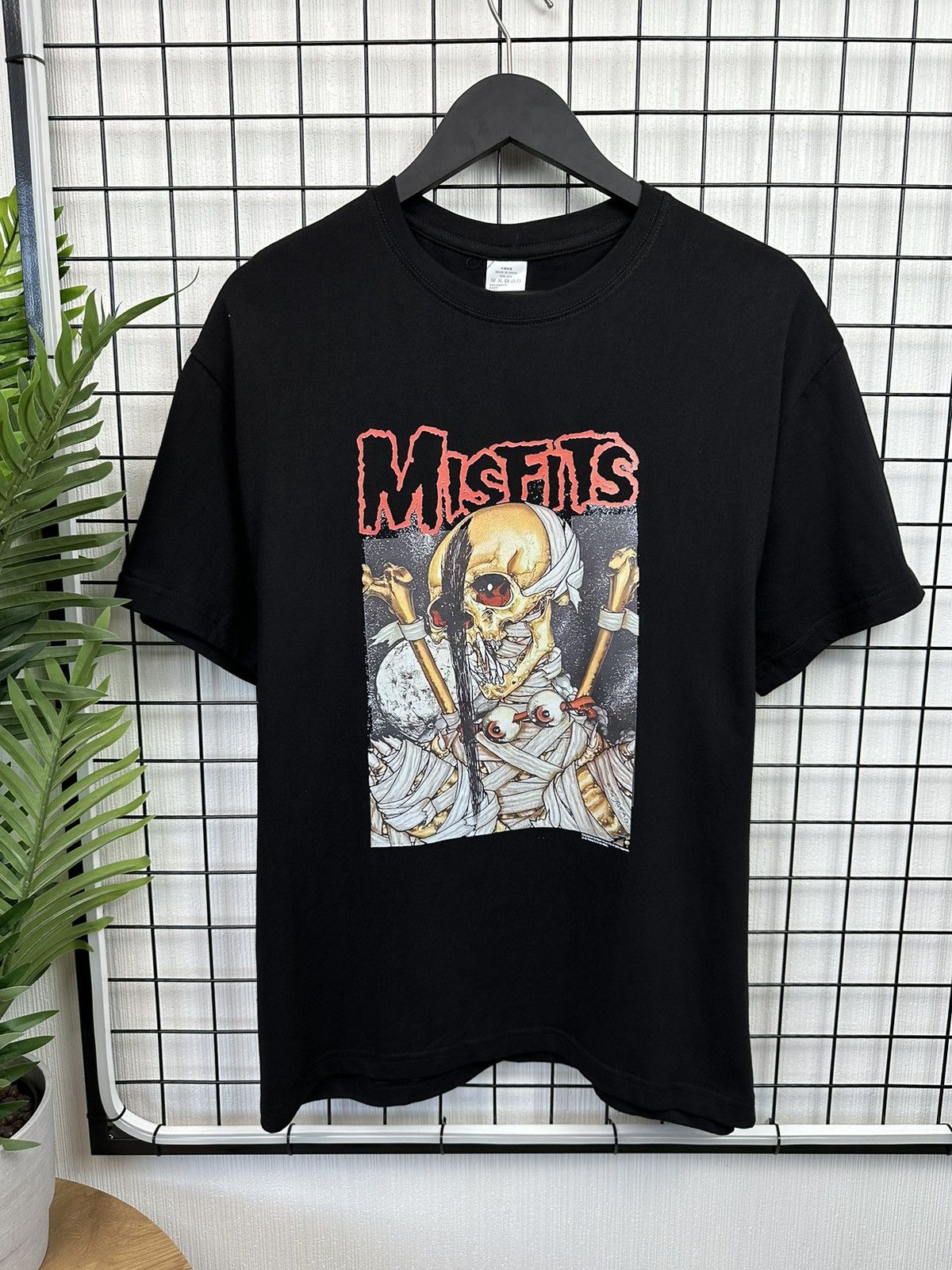 X Vintage Misfits Evillive Ii Album Promo T Shirt Men Balck L Hoodie, Sweatshirt | FlexRushtees.com