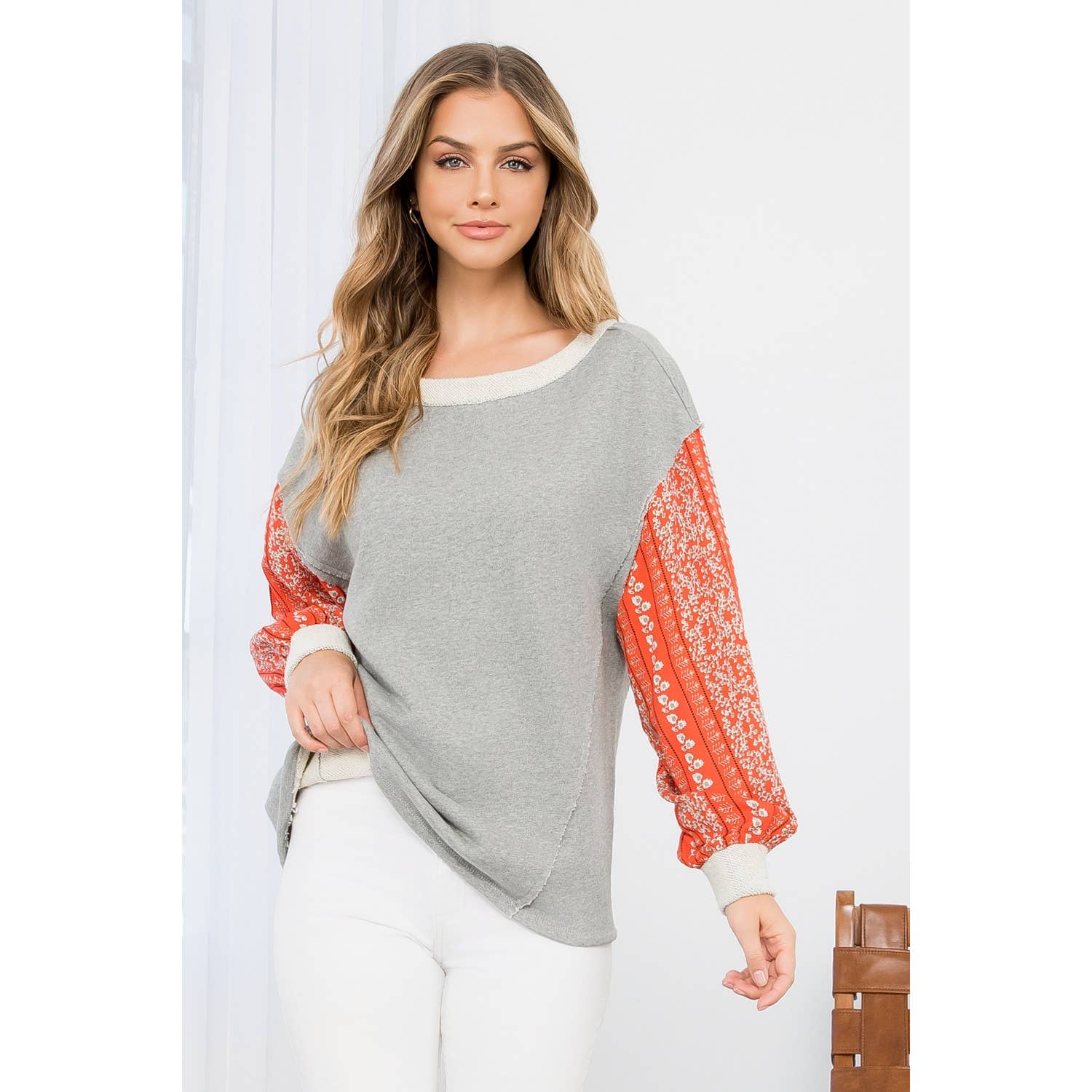 Print Sleeve Knit Top