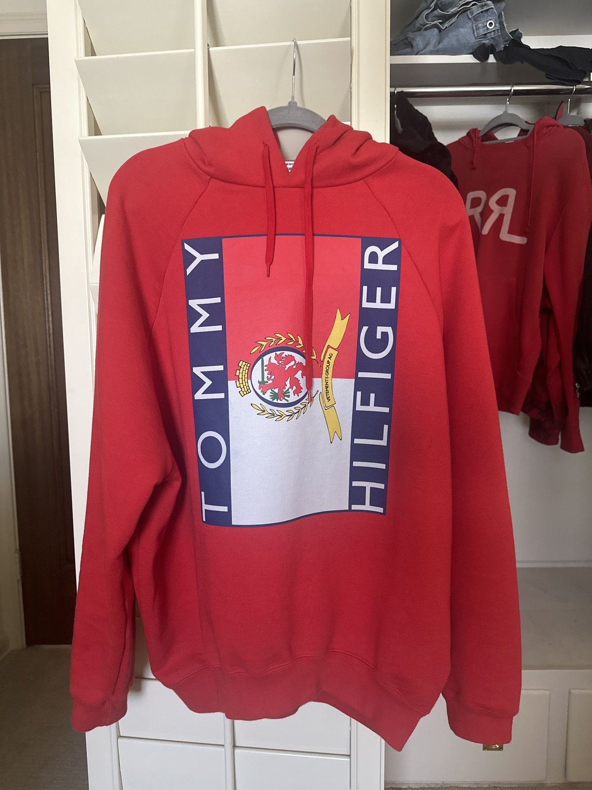 Ss18 Vetements Oversized Tommy Hilfiger Logo Hoodie Red T-Shirts, Sweatshirt | FlexRushtees.com