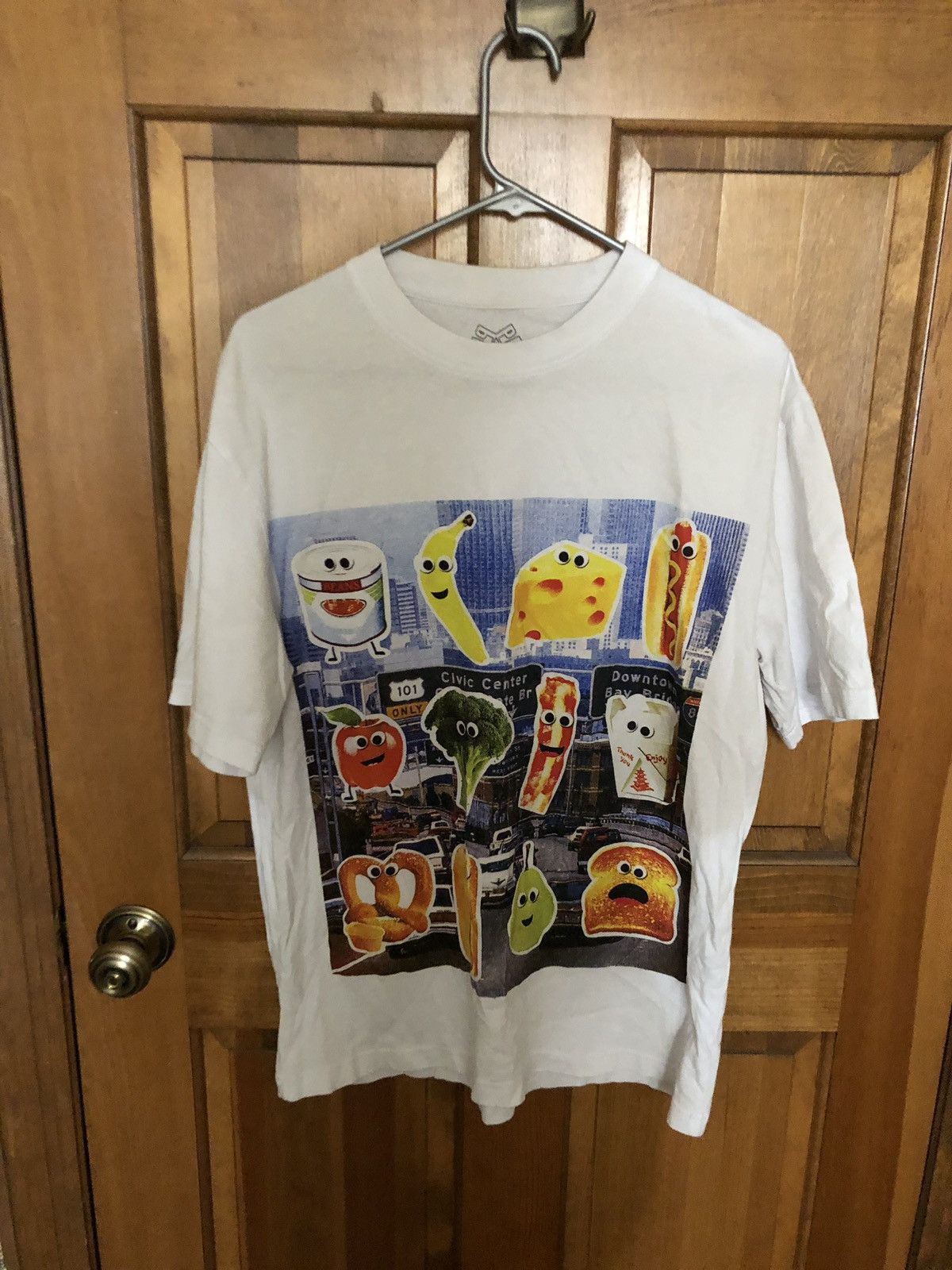 Palace Payne Tee White Hoodie, Sweatshirt | FlexRushtees.com