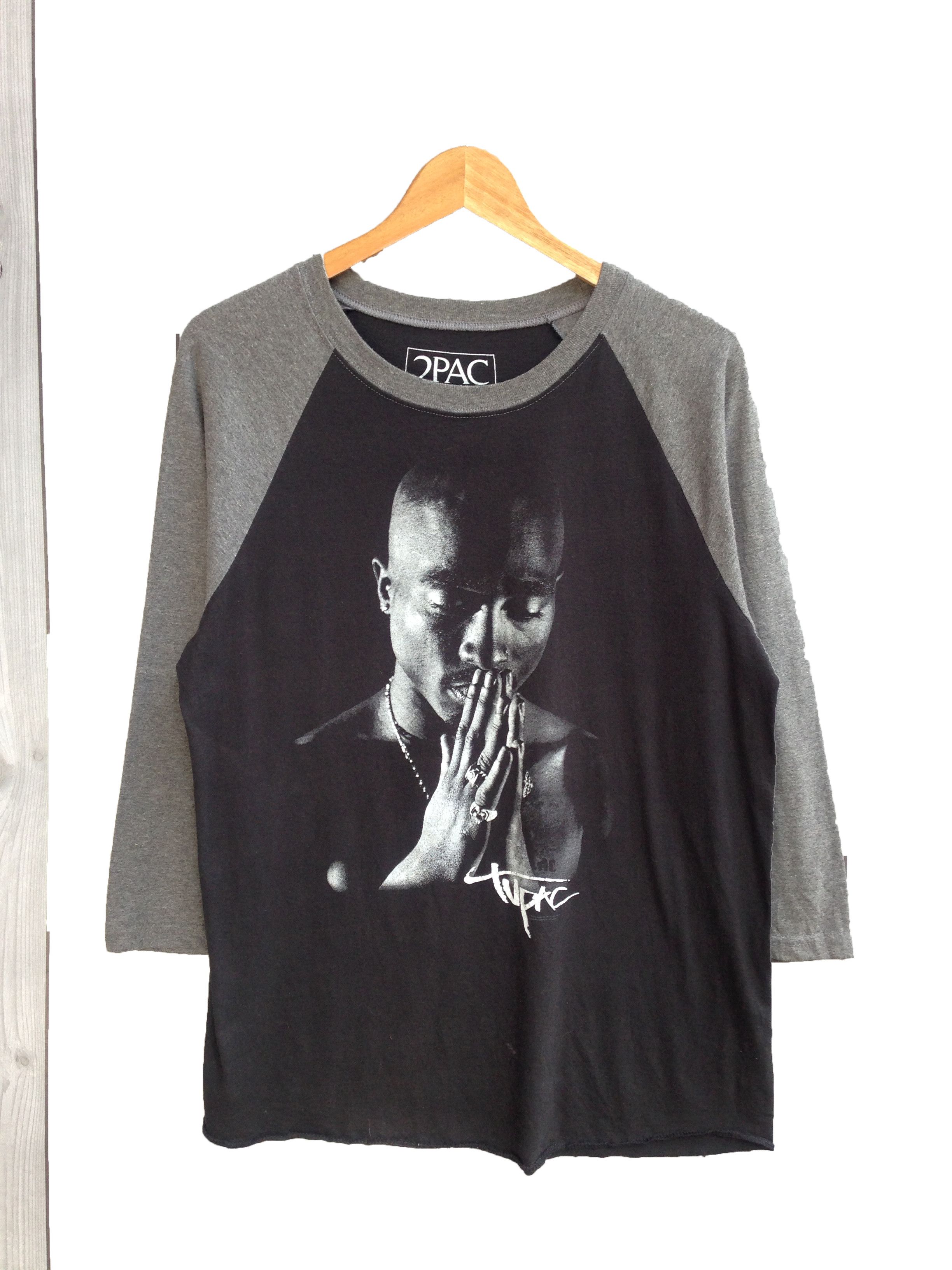 Rap Tees Tupac Shakur 2pac Rapper Big Printed T Shirt Hoodie, Sweatshirt | FlexRushtees.com