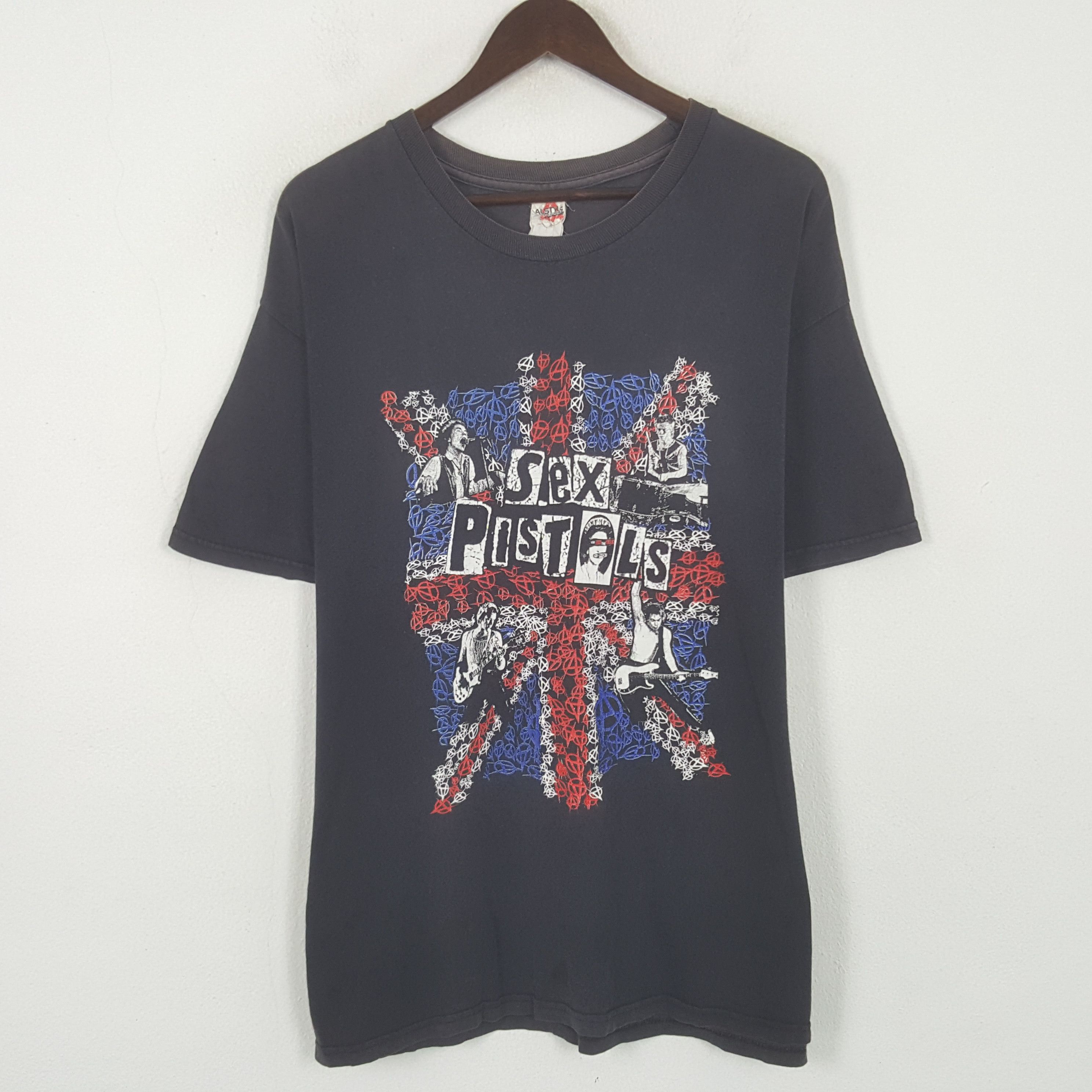 Band Tees Sex Pistols American Rock Band T Shirt Hoodie, Sweatshirt | FlexRushtees.com