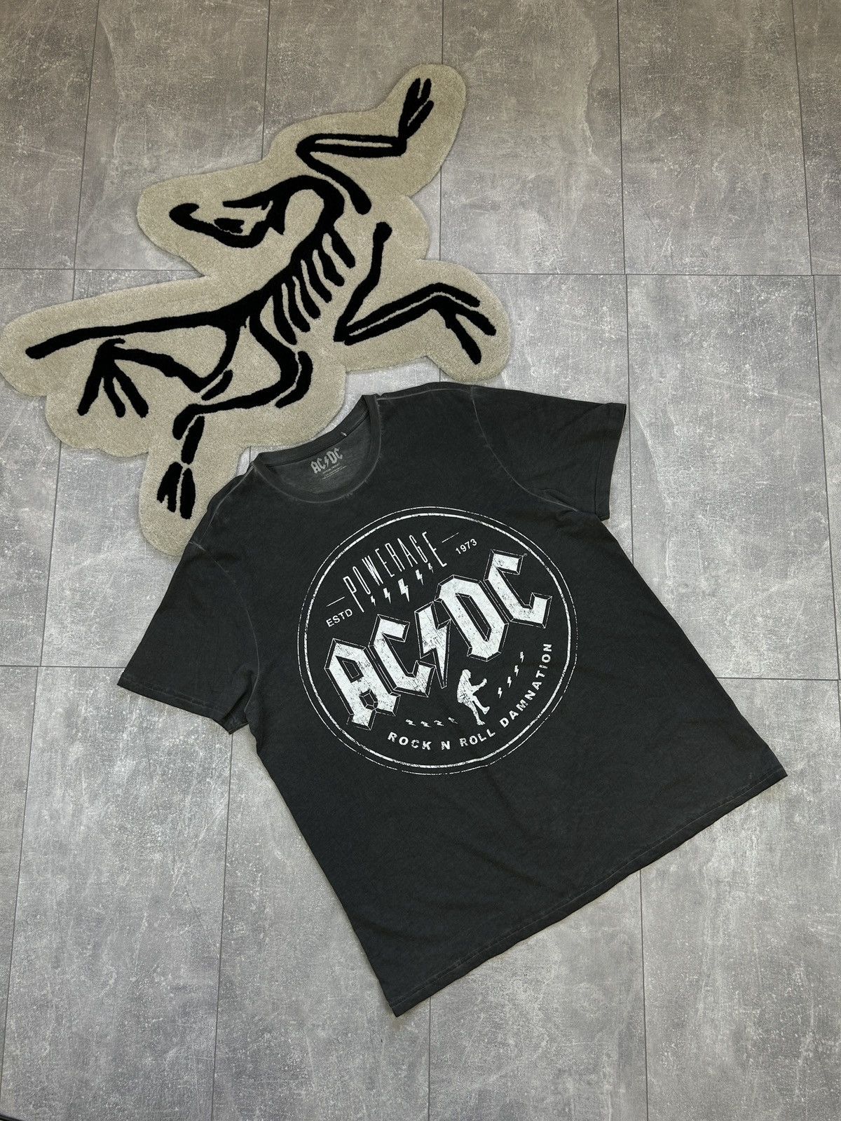 Band Tees Mens Vintage Ac Dc T Shirt Tee Rock Band Rare Merch Y2k Hoodie, Sweatshirt | FlexRushtees.com