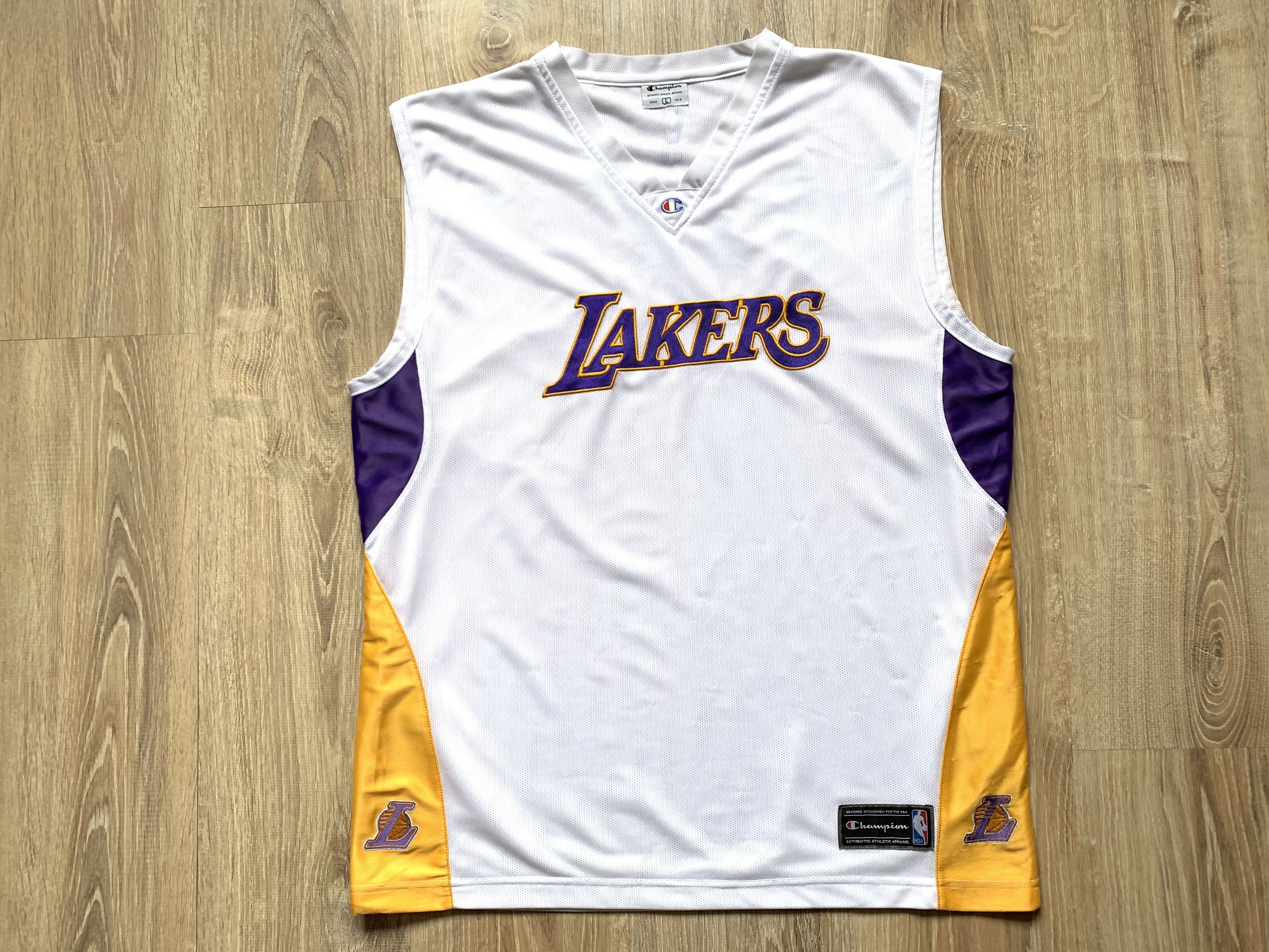 Nba X Vintage Vintage Champion Los Angeles Lakers Jersey T-Shirts, Hoodie, Sweatshirt | FlexRushtees.com