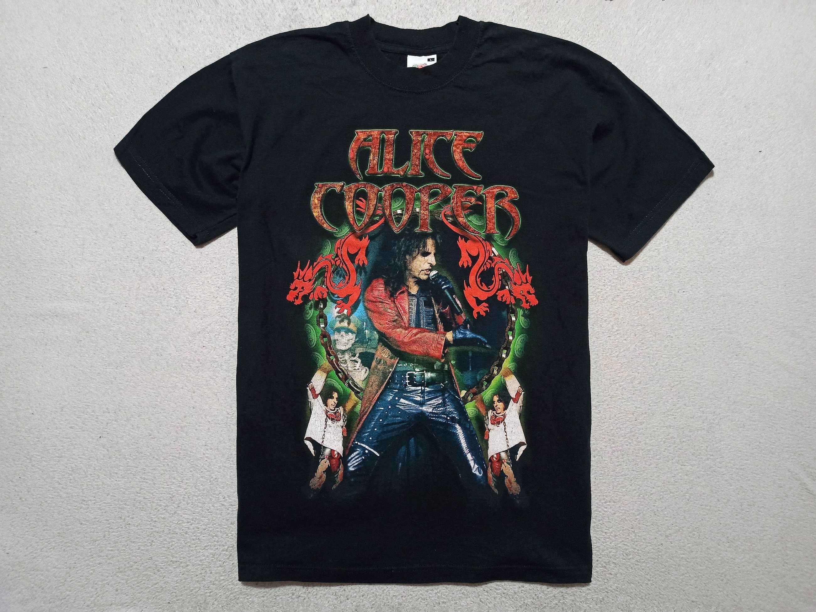 Vintage Alice Cooper European Tour 2002 T Shirt Hoodie, Sweatshirt | FlexRushtees.com
