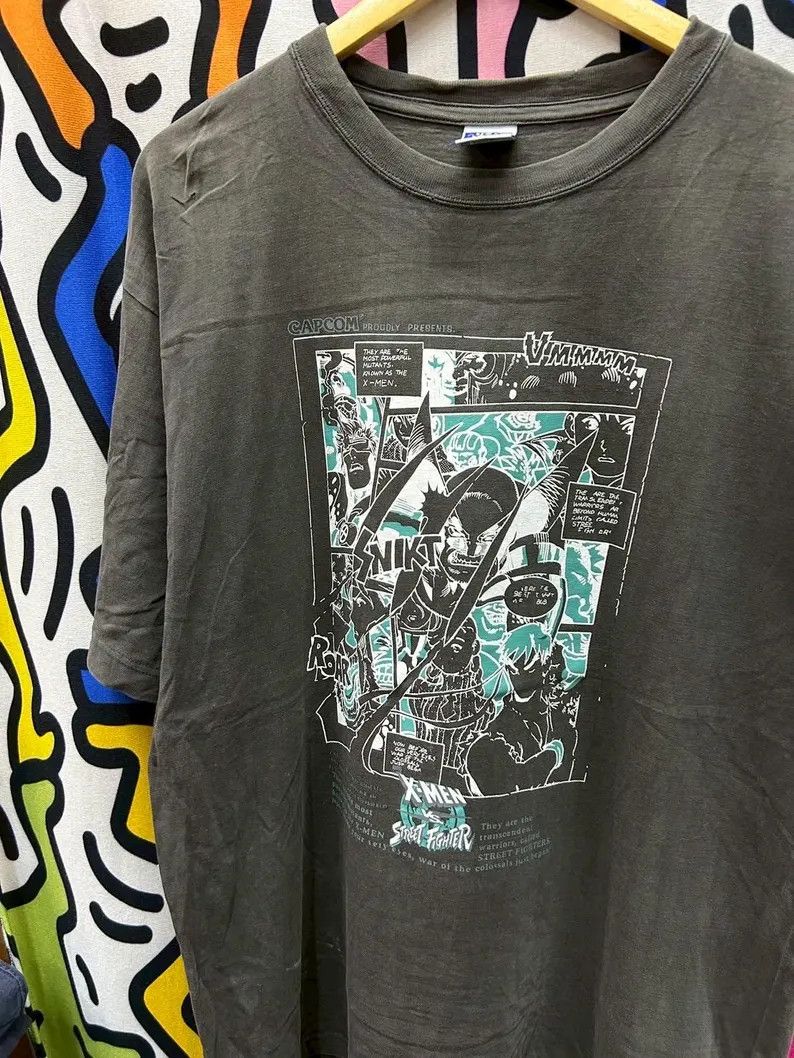 Men Vs Street Fighter Tshirt Size L