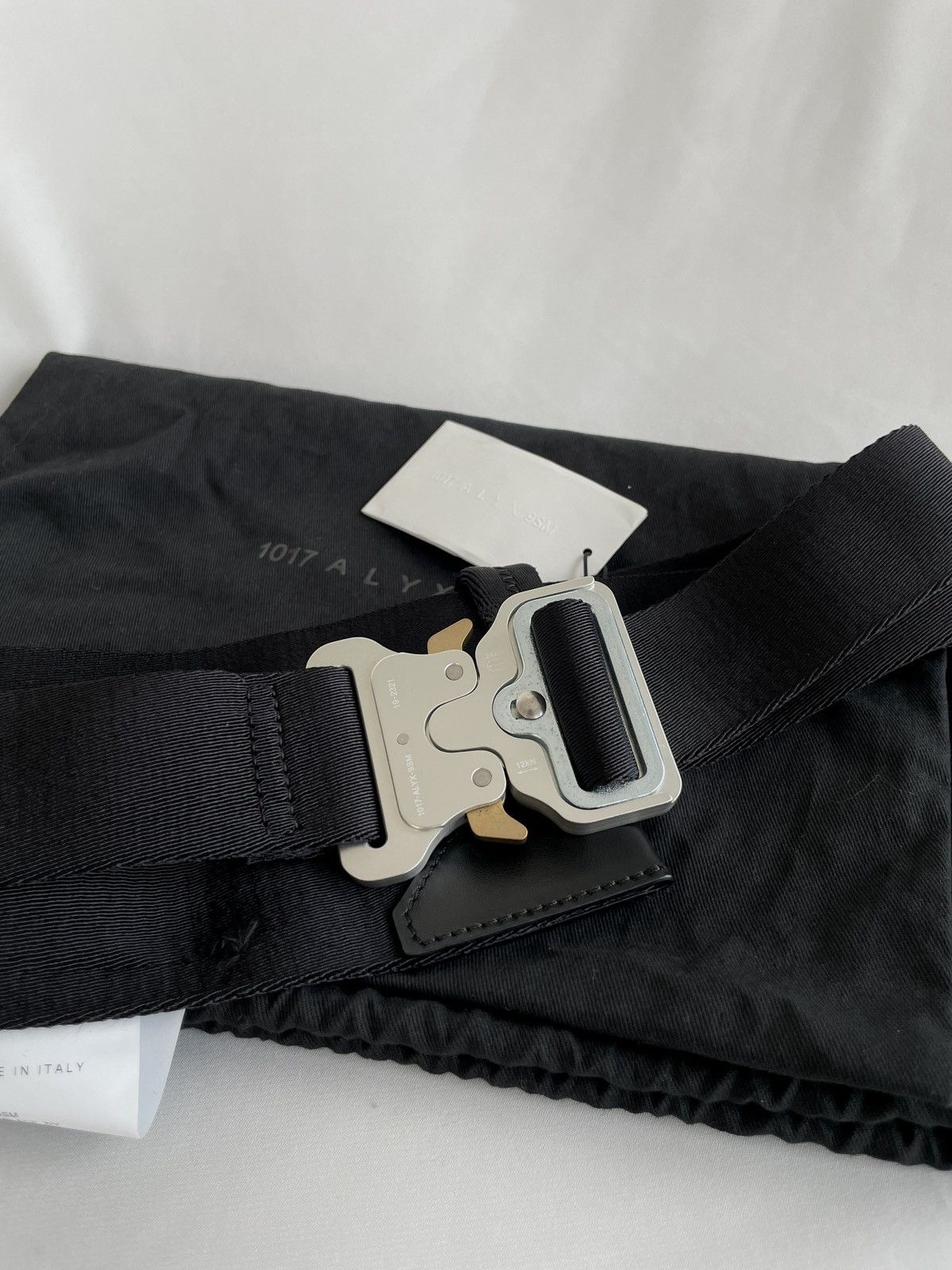 X Mmw Alyx Classic Rollercoaster Belt T-Shirts, Hoodie, Sweatshirt | AU16VibeMintTees.com