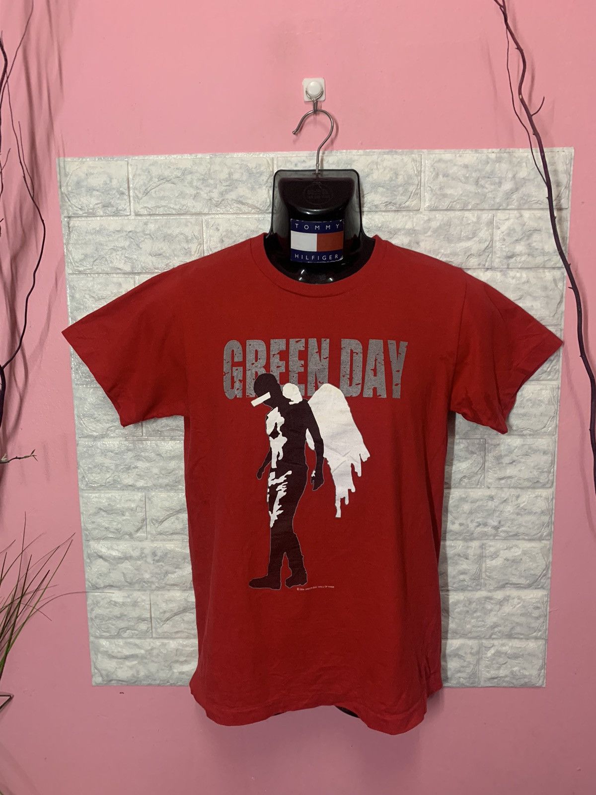 Band Tees Rare Shirt Band Tee Green Day Nice Design Hoodie, Sweatshirt | FlexRushtees.com