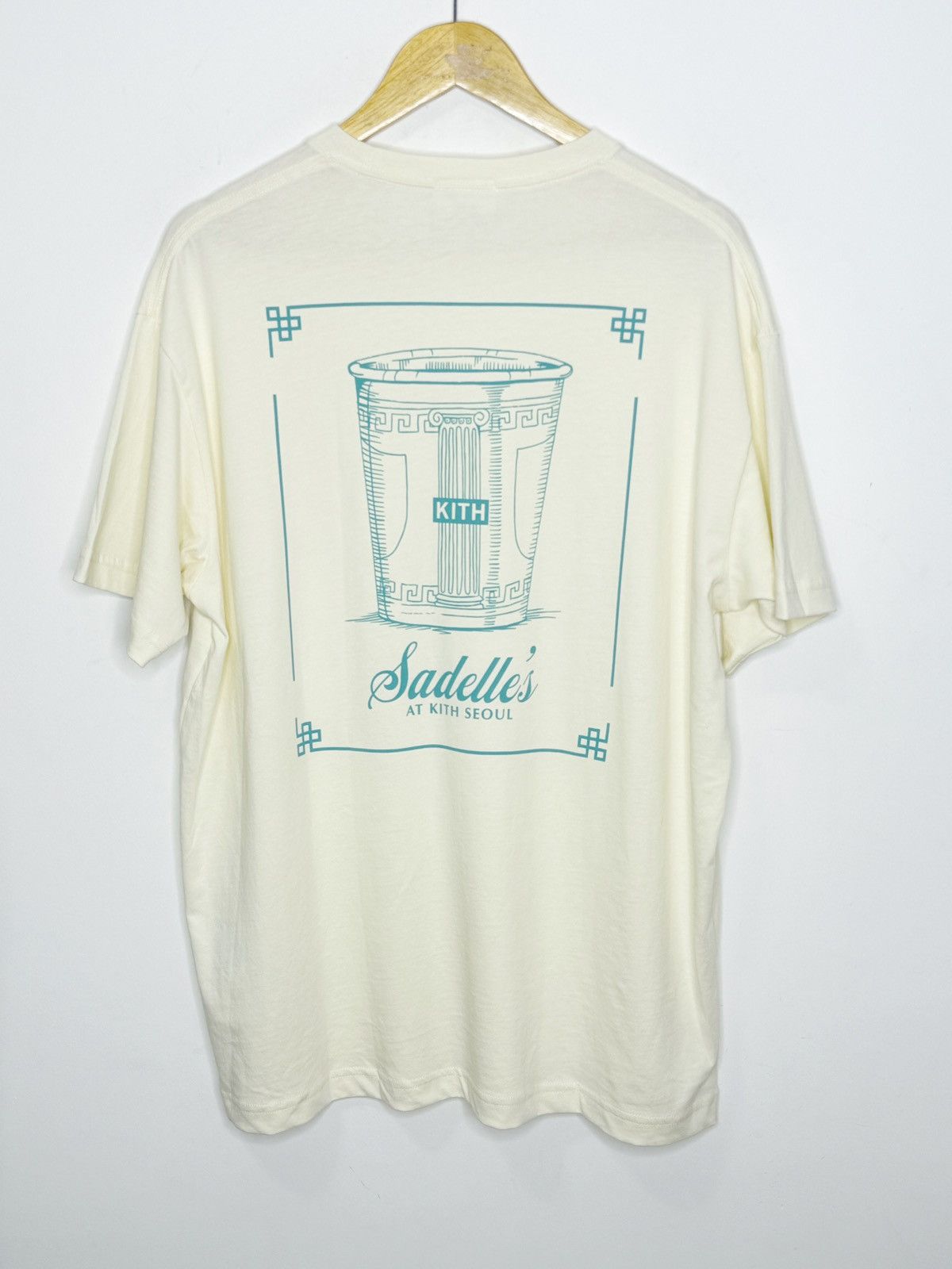 Kith Sadelle S Seoul Tee Hoodie, Sweatshirt | FlexRushtees.com