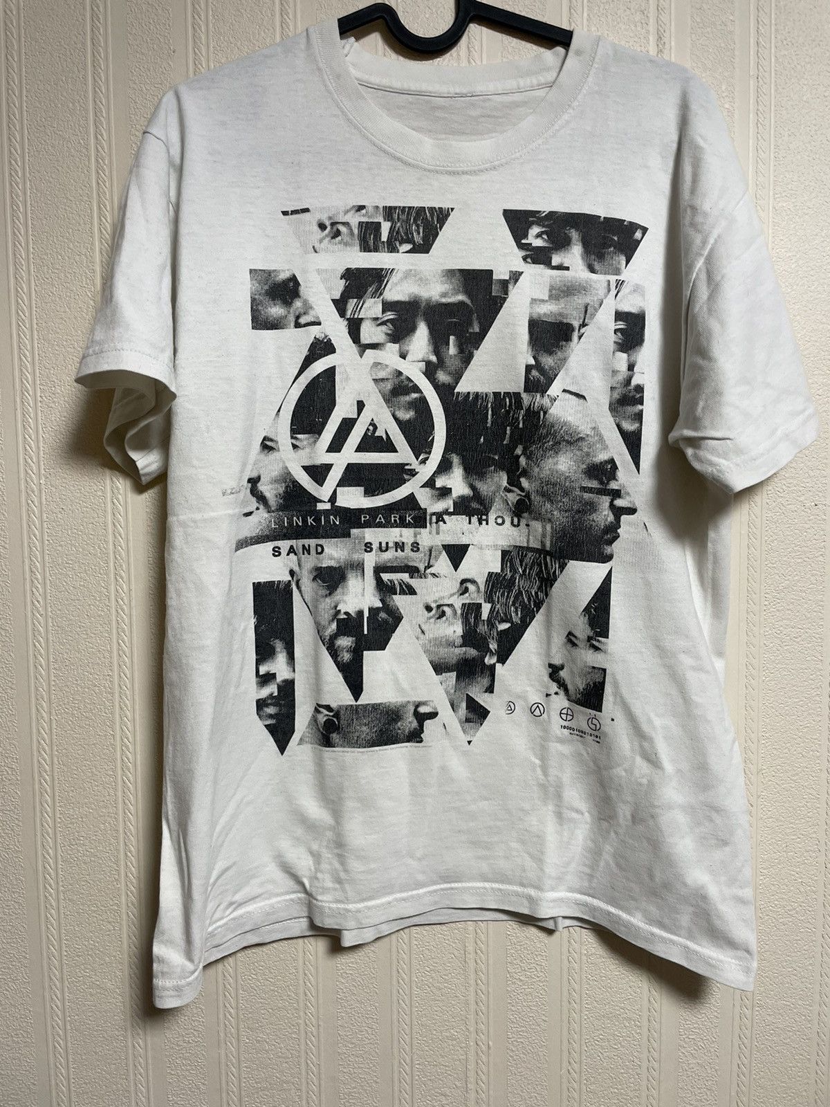 Vintage Linkin Park 2011 T Shirt Sand Suns Hoodie, Sweatshirt | FlexRushtees.com