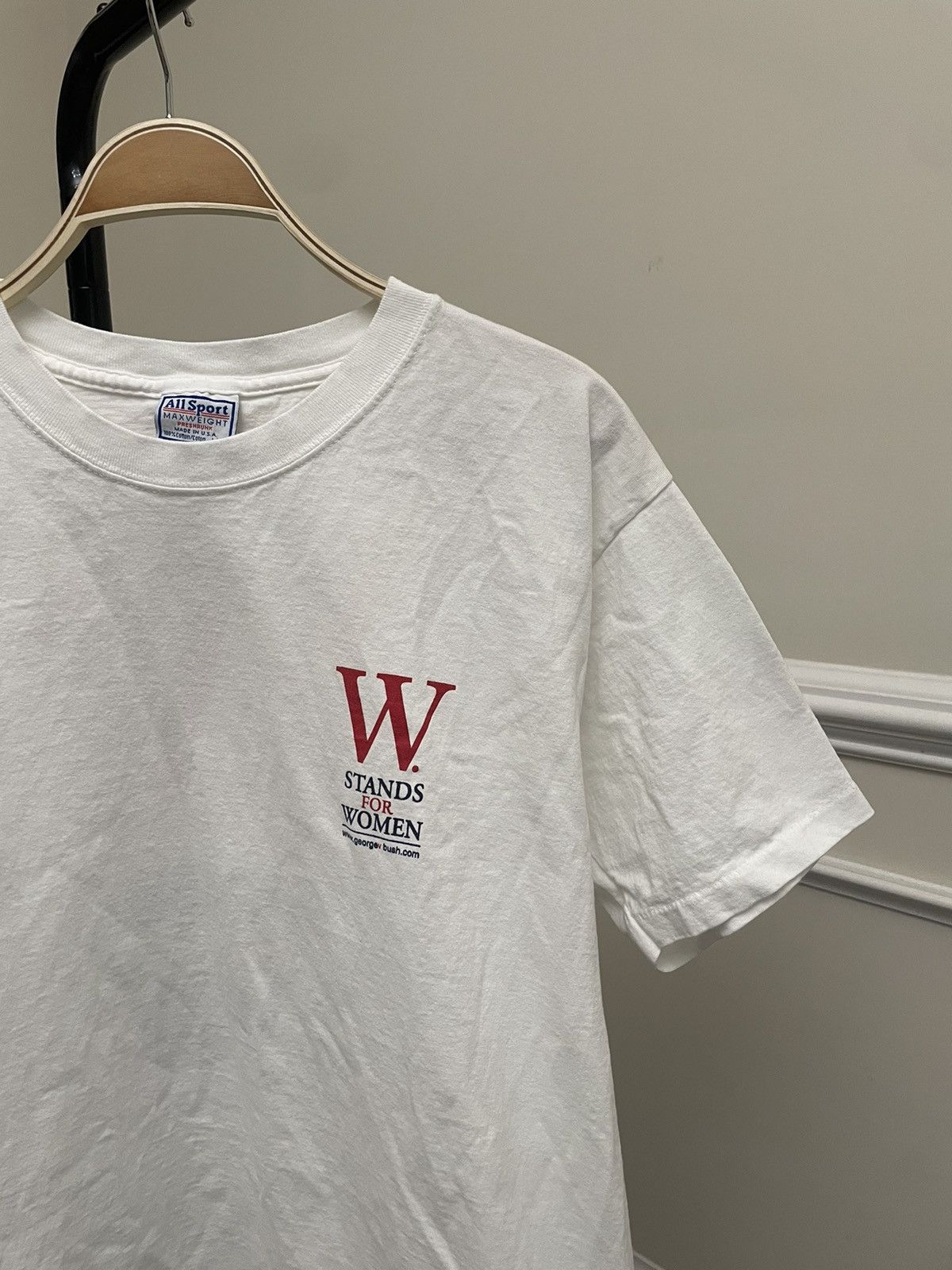 Vintage 90s White Art Graphic Tee Shirt Unsoundrags Hoodie, Sweatshirt | FlexRushtees.com