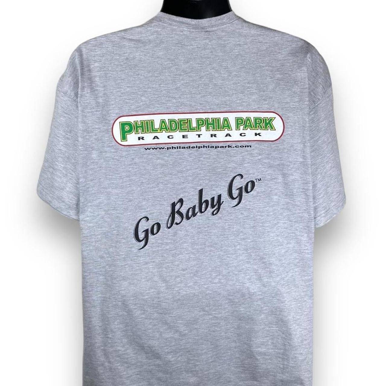Vintage Y2k Jerzees Philadelphia Horse Derby Racing Tshirt