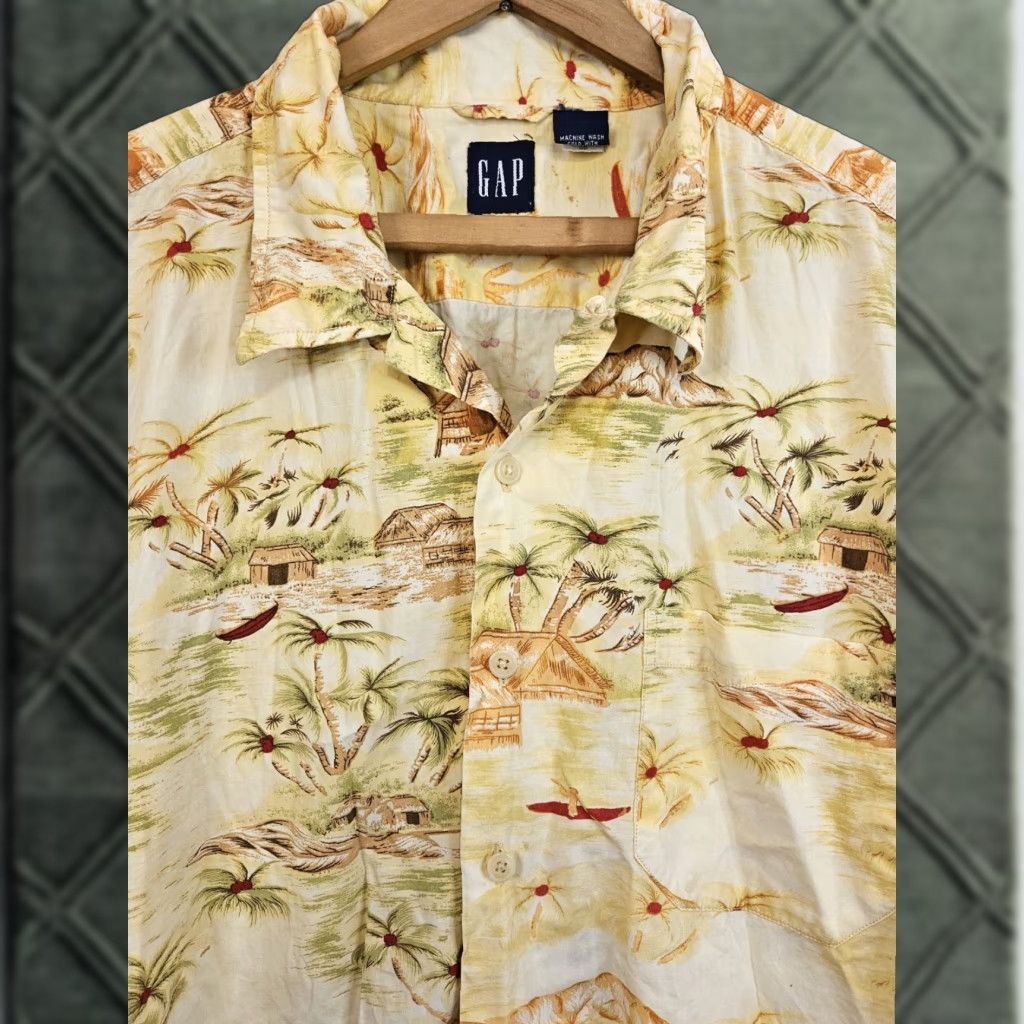 Vintage Gap Hawaiian Shirt Mens Xl Yellow Palms Beach Tiki Hut Boat Floral Palms Short Sleeve Bu