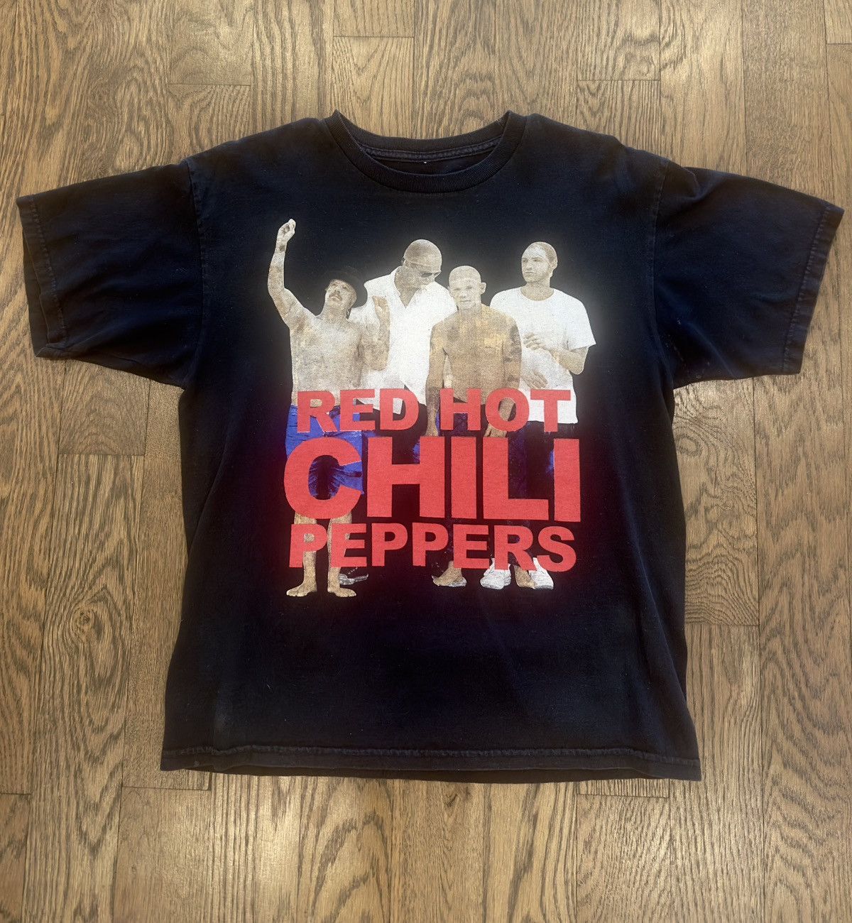 Band Tees Red Hot Chili Peppers Tour Shirt 17 Hoodie, Sweatshirt | AU16VibeMintTees.com