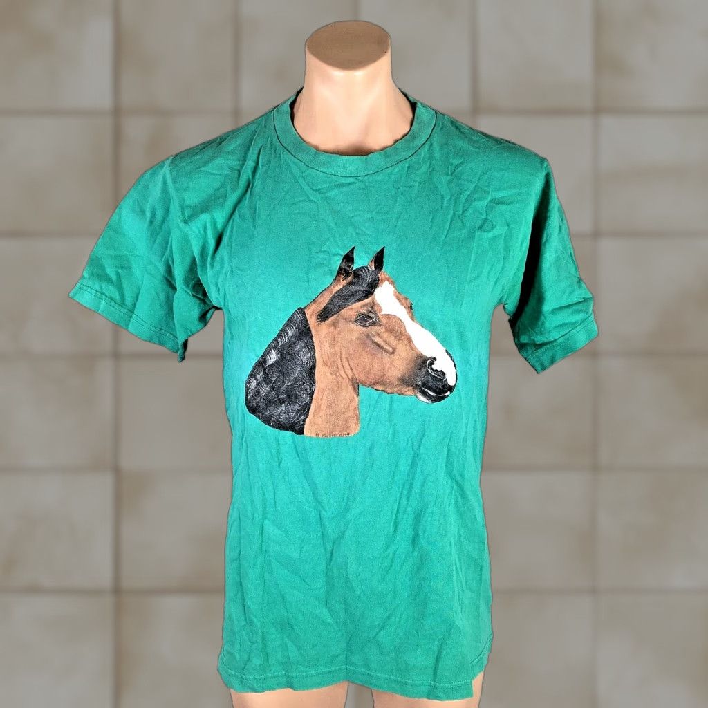 Vintage American Spirit Painted Horse Portrait Art Tee Shirt M Shirt Hoodie, Sweatshirt | FlexRushtees.com