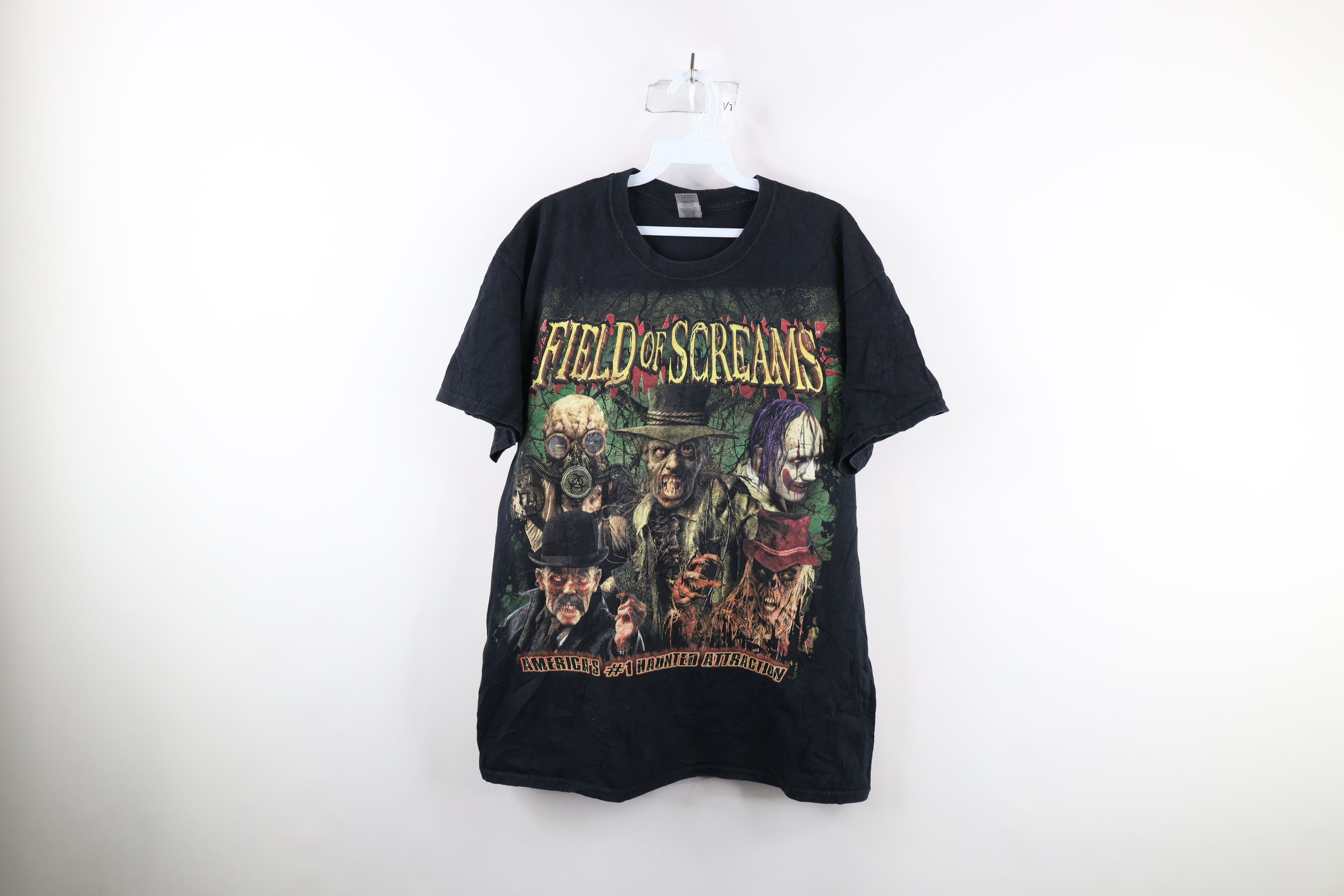 Vintage Streetwear Halloween Zombie Field Of Screams T Shirt