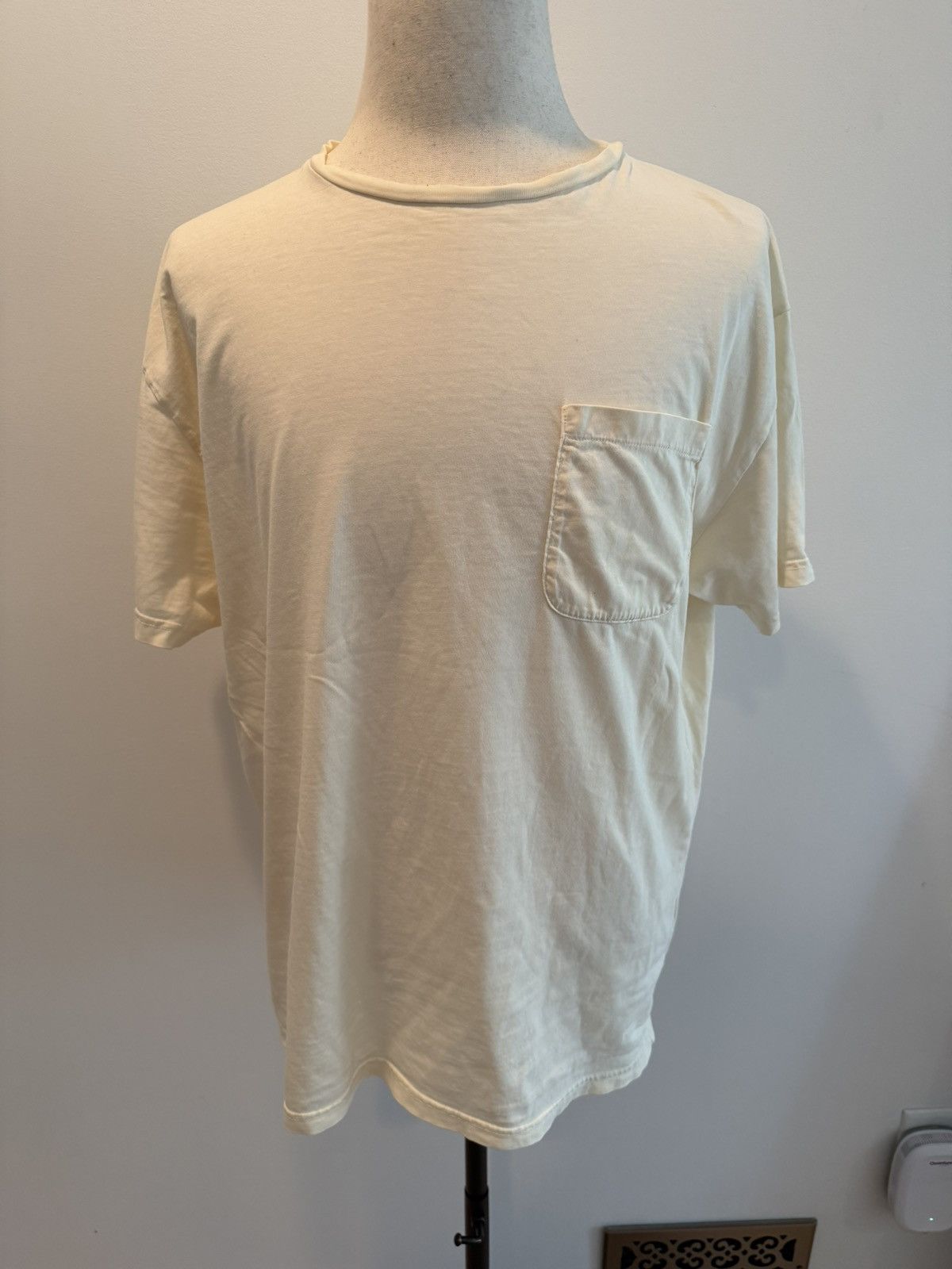 Kestin Off White Pocket Tee Hoodie, Sweatshirt | FlexRushtees.com