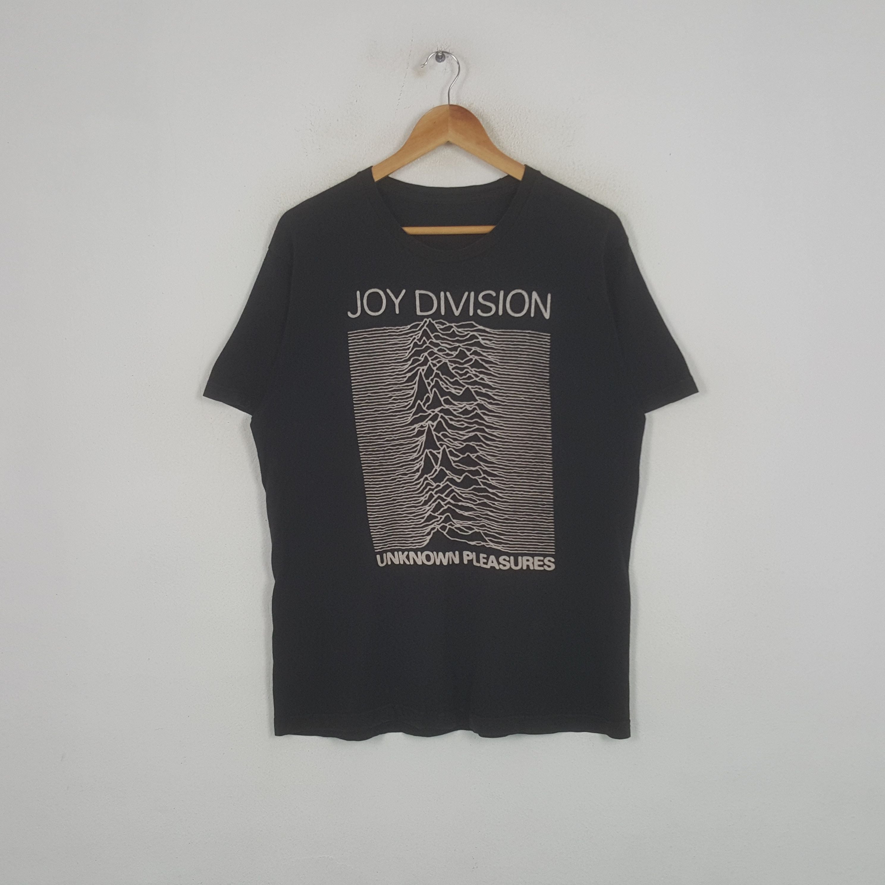 Vintage Joy Division American Rock Band Tshirt Hoodie, Sweatshirt | FlexRushtees.com