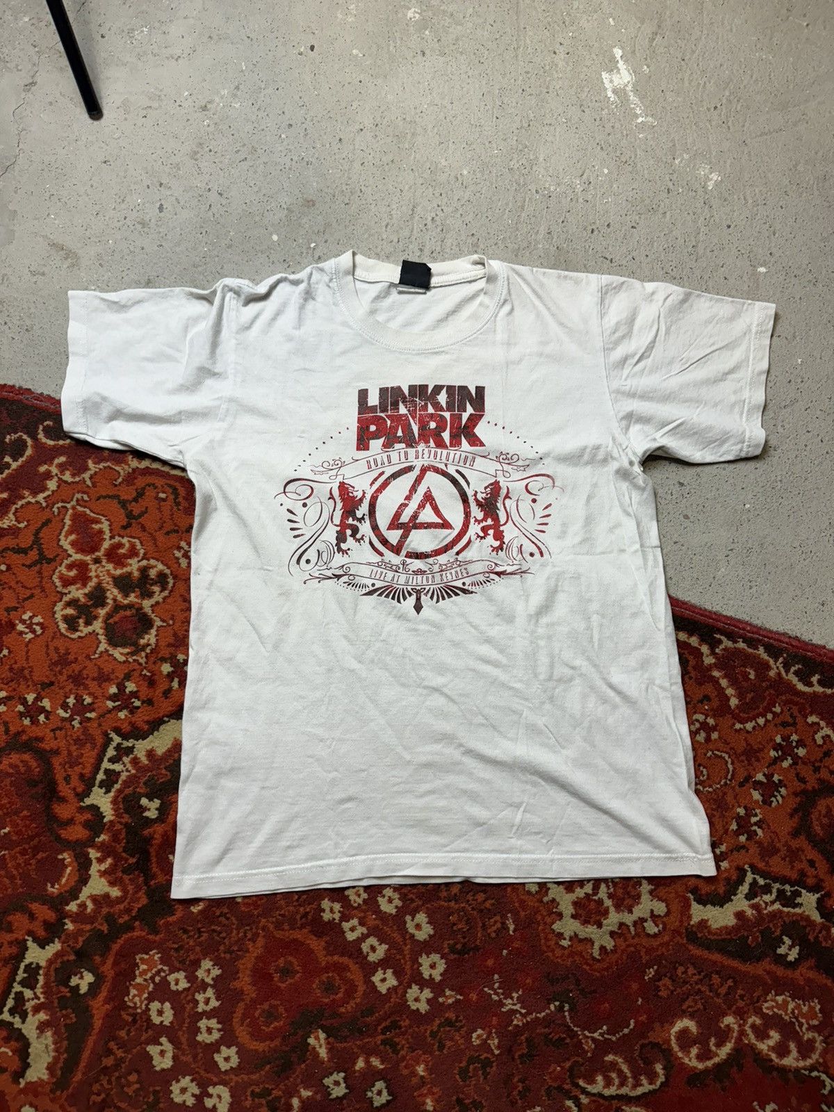 Vintage Y2k Linkin Park 2008 Live In Milton Kevnes Revolutio T-Shirts, Hoodie, Sweatshirt | FlexRushtees.com