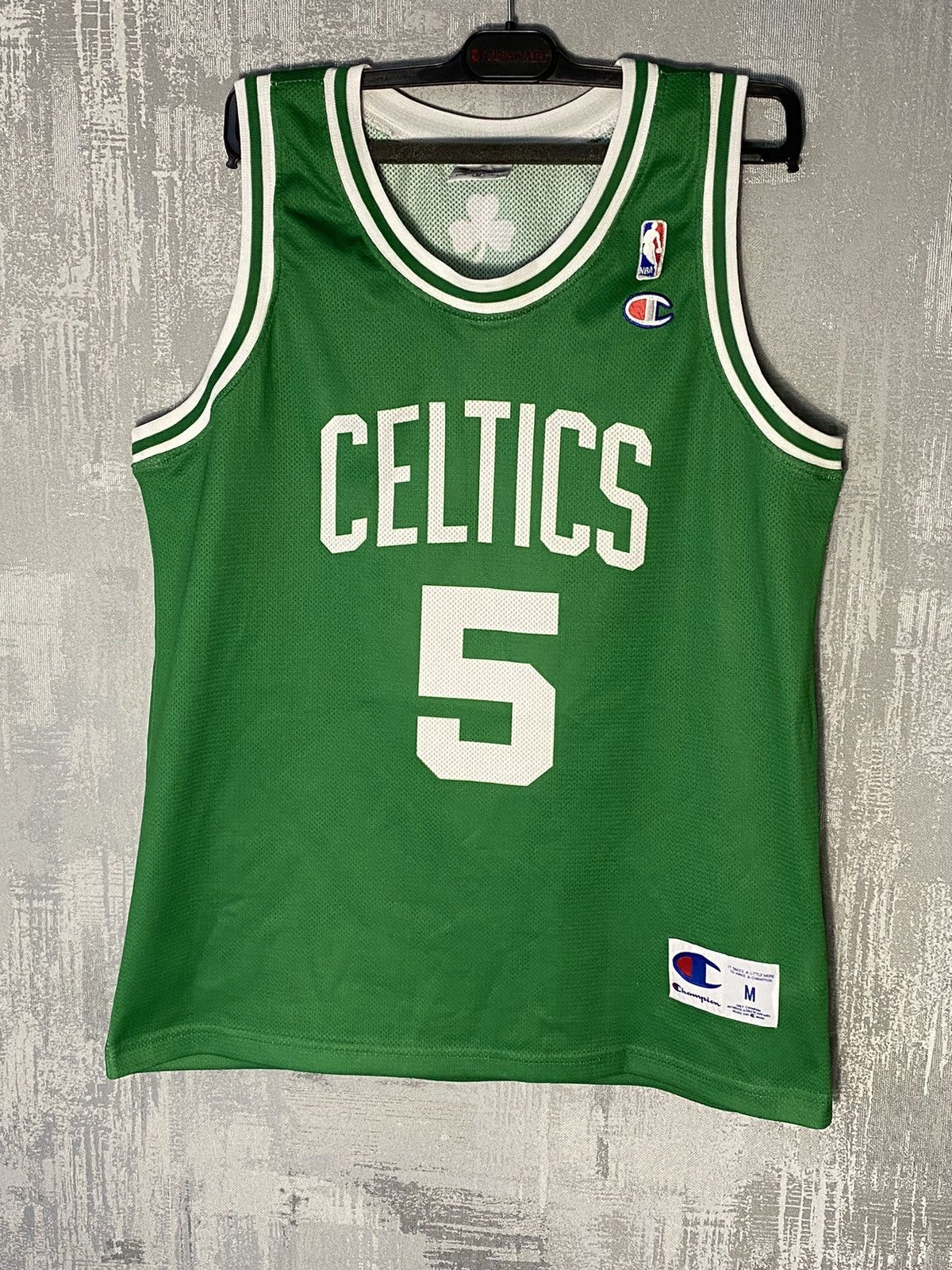Vintage Champion Boston Celtics Jersey Nba 5 Kevin Garnett T-Shirts, Hoodie, Sweatshirt | FlexRushtees.com