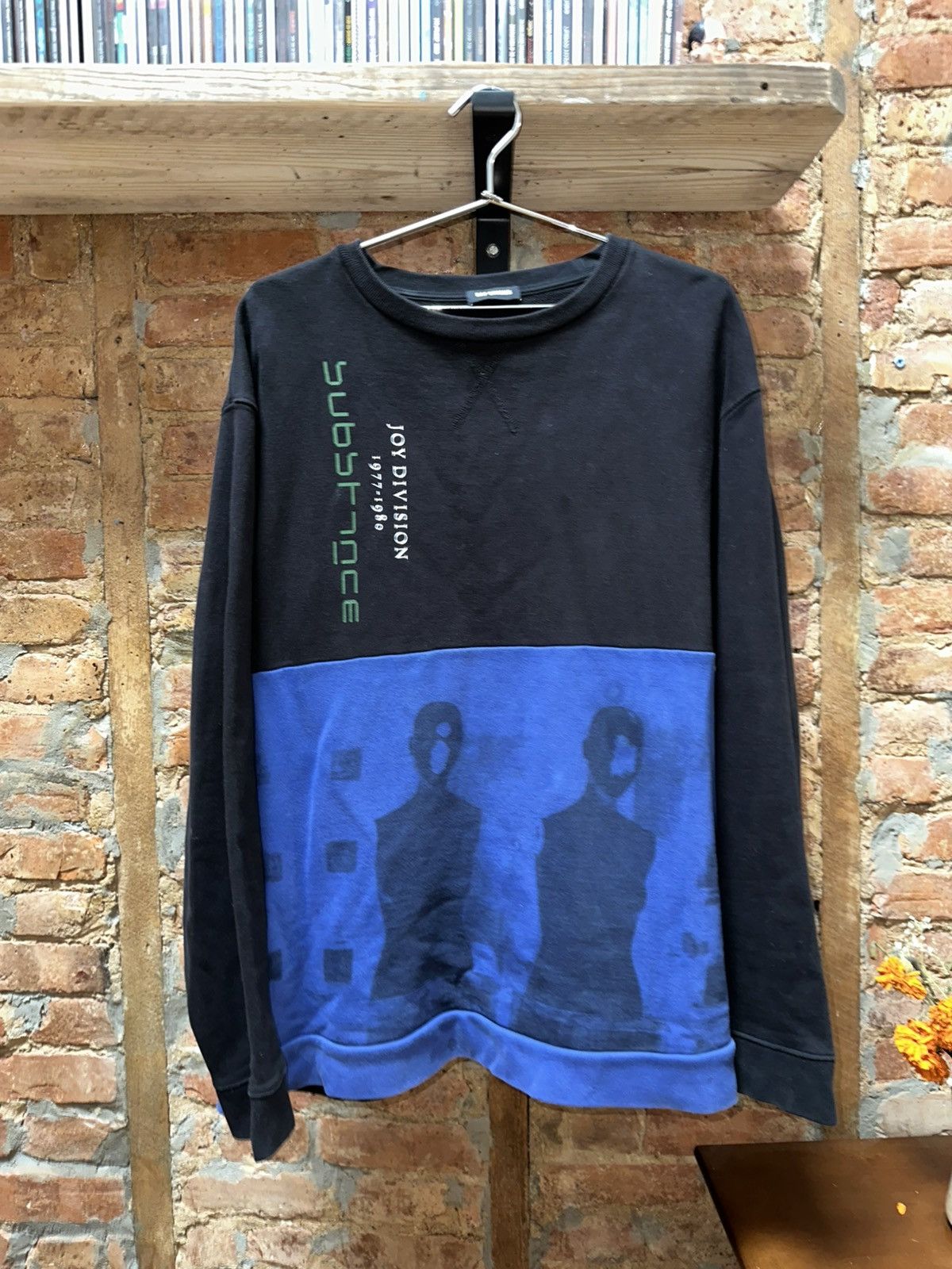 Simons Ss18 Raf Simons Joy Division Crewneck Sweatshirt T-Shirts, Hoodie | AU16VibeMintTees.com