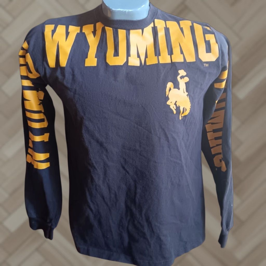 Vintage Cowboy Cowboy Graphic T Shirt Mens S Brown Wyoming Print Crewneck Short Sleeve 3rd S Hoodie, Sweatshirt