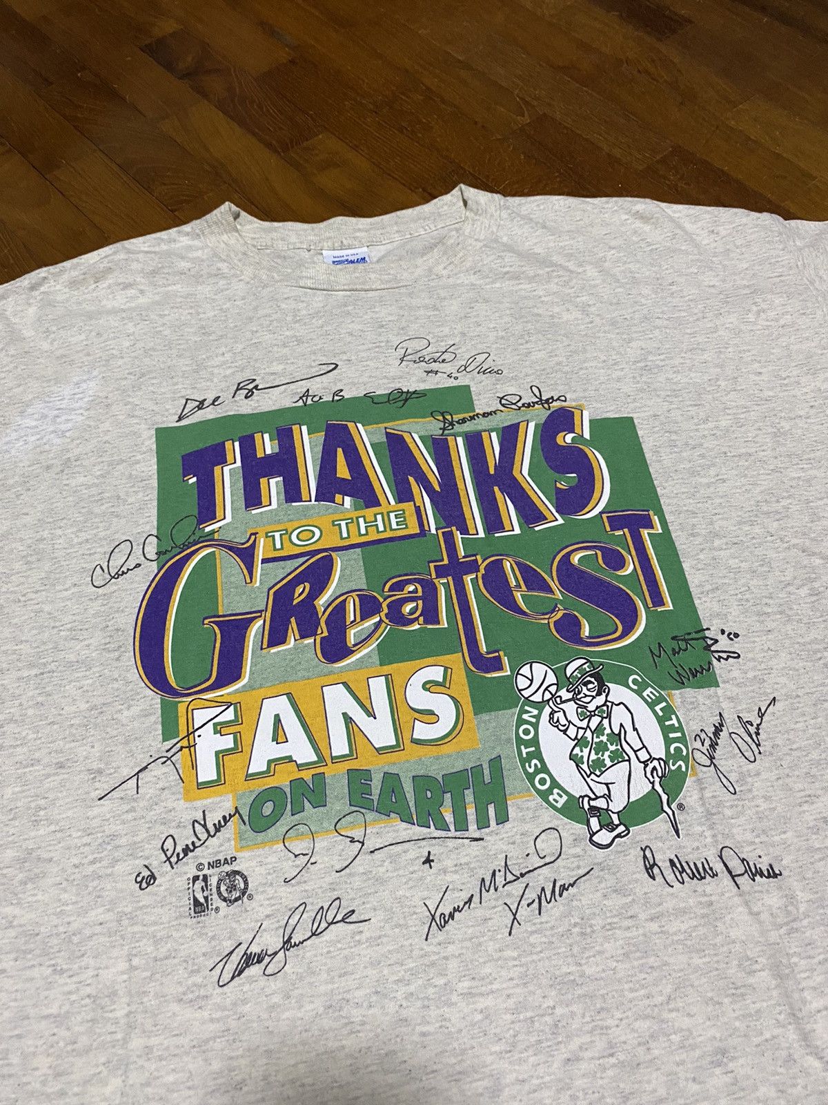 Salem Sportswear X Vintage Vintage 94 Boston Celtics Thanks To The Greatest Fans Tee Hoodie, Sweatshirt | FlexRushtees.com