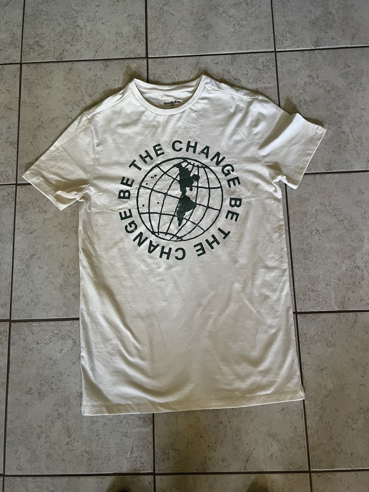Vintage Goodfellow Graphic T Shirt Be The Change
