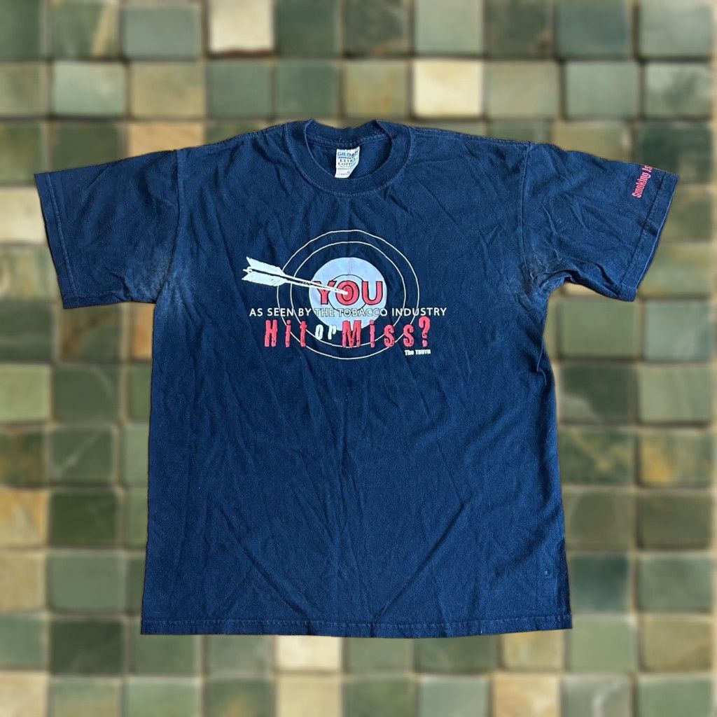 Gildan Vintage Y2k Anti Tobacco T Shirt M Smoking Isn T Cool Bullseye The Truth Mens Red Short Sleev