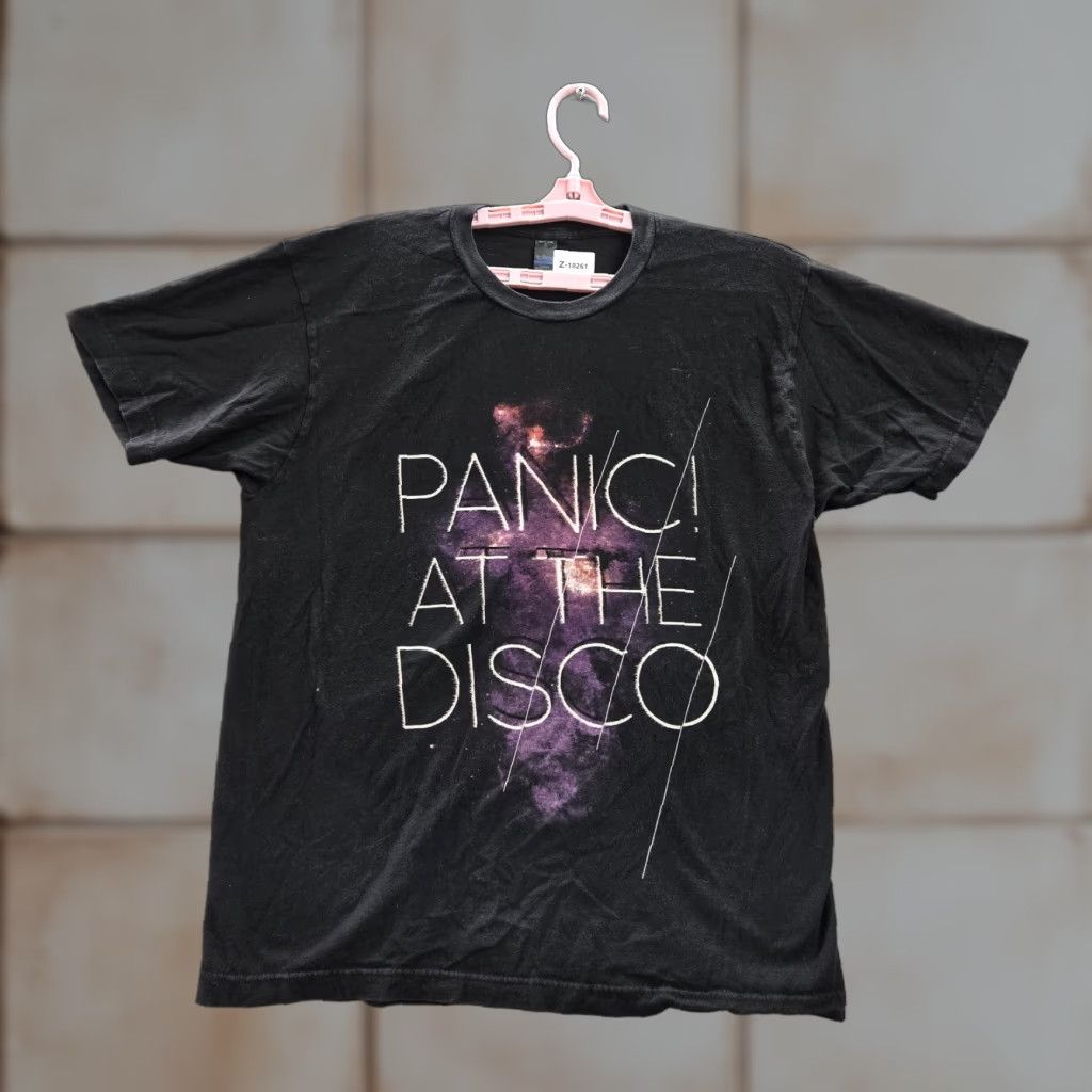 Tultex Panic At The Disco Shirt Men L Black Tultex Knit Short Sleeve Logo Hoodie, Sweatshirt | AU16VibeMintTees.com