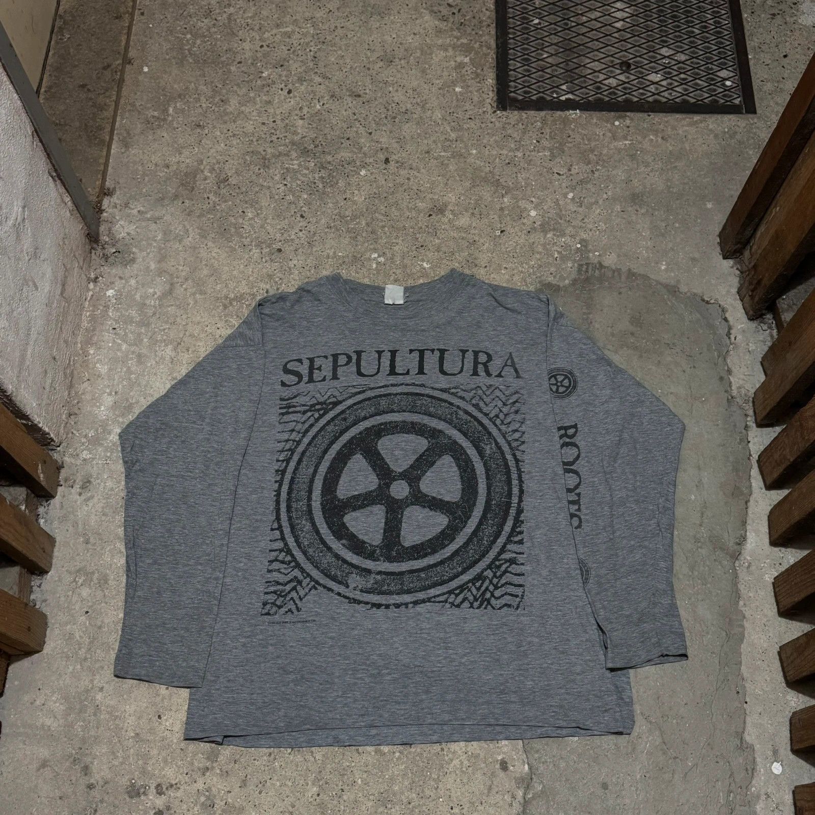 Band Tees Vintage Rare Sepultura The Roots 1996 Longsleeve Hoodie, Sweatshirt | FlexRushtees.com