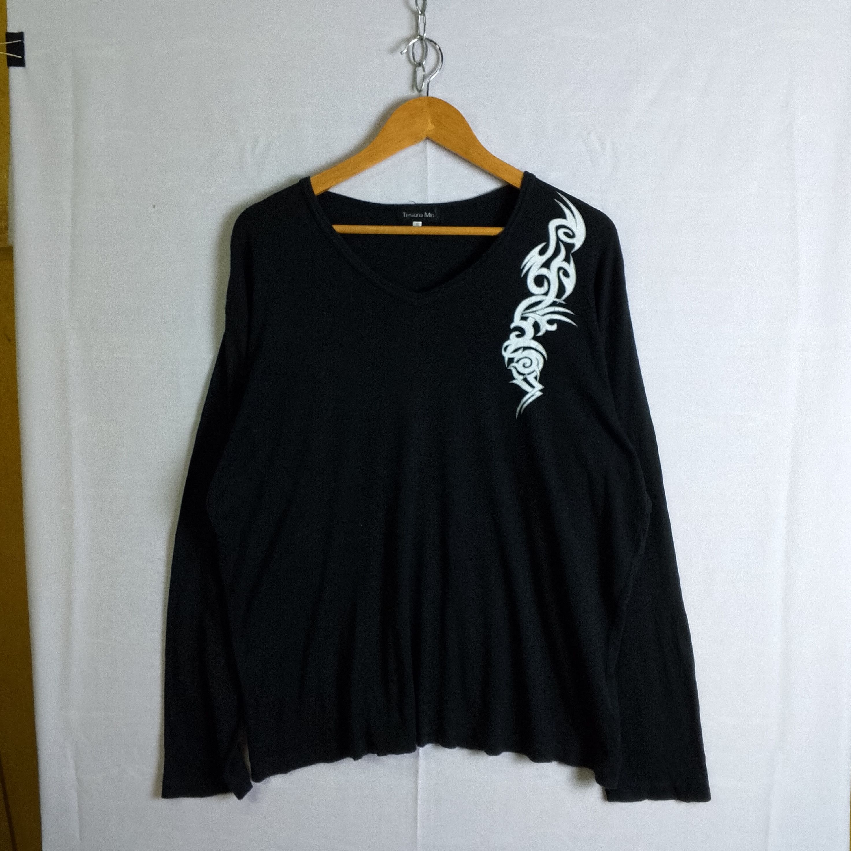 Japanese Brand Tesoro Mio Tribal Minimalis Tee