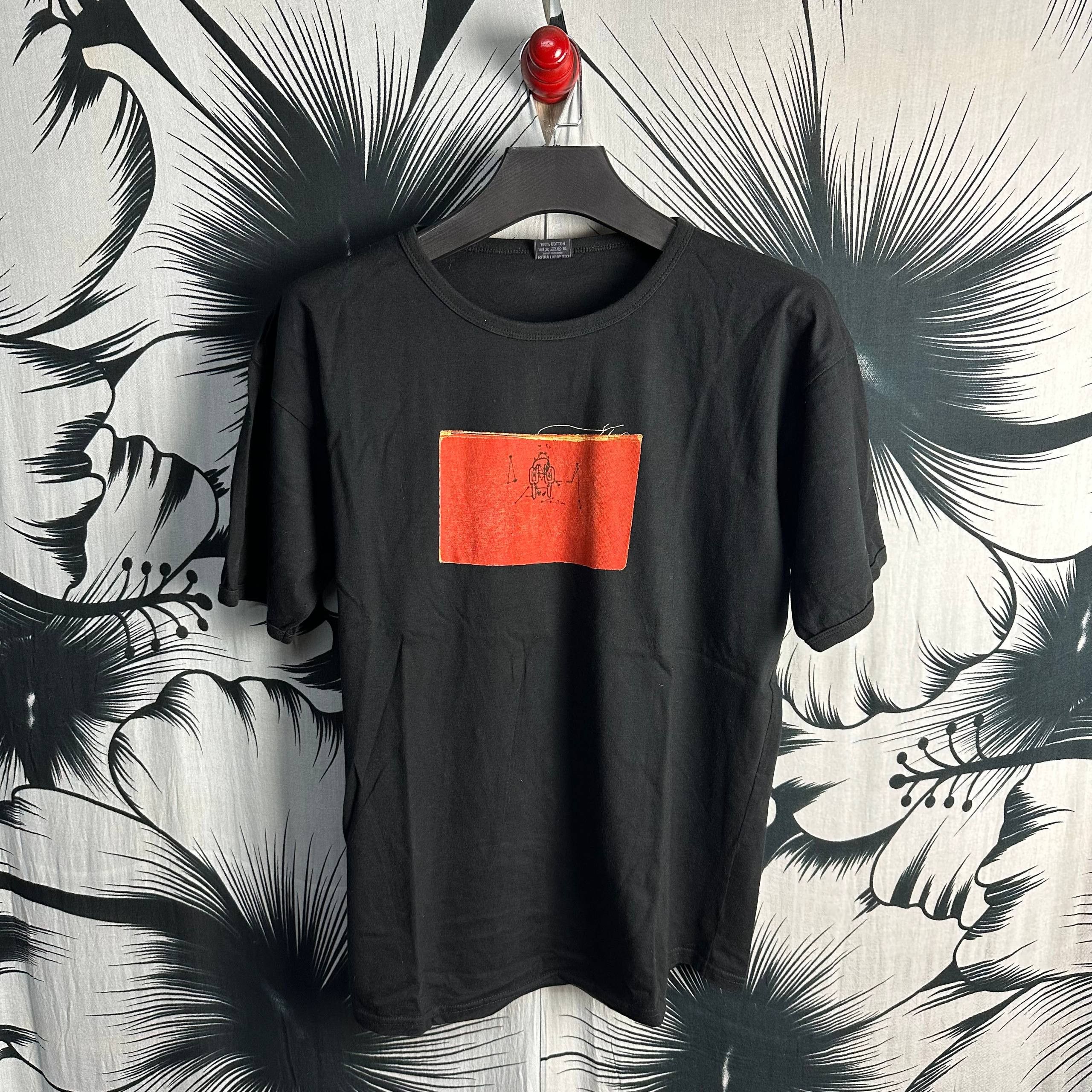 Band Tees Very Rare Vintage Radiohead Amnesiac Album Band T Shirt Hoodie, Sweatshirt | FlexRushtees.com