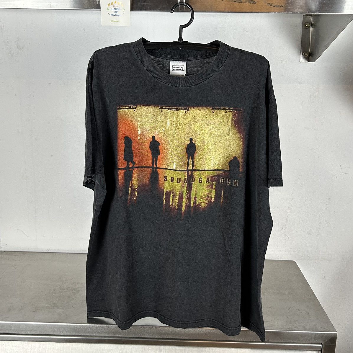 Band Tees Vintage 90s Soundgarden Down On The Upside Tour T Shirt Hoodie, Sweatshirt | FlexRushtees.com