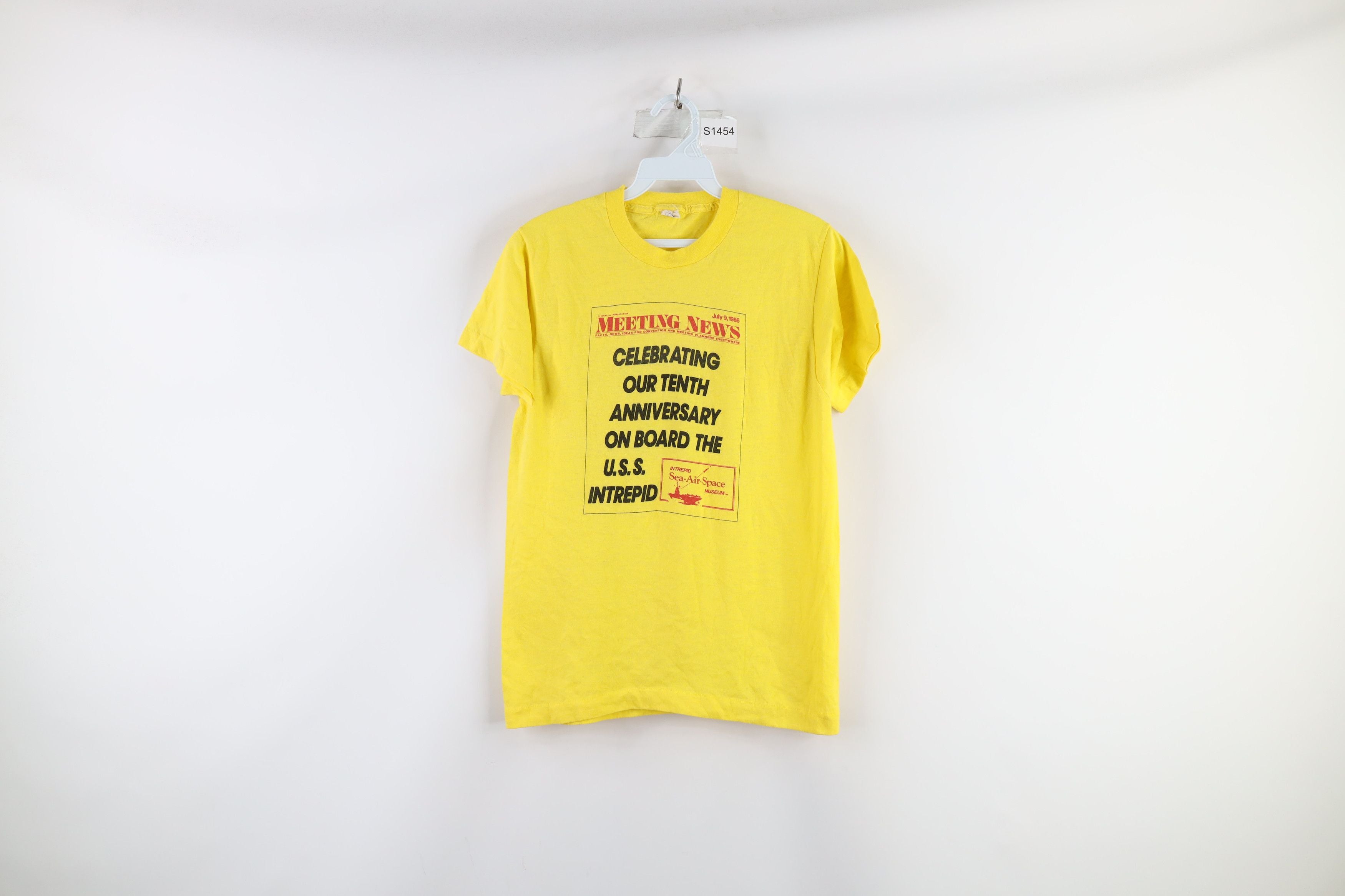 Vintage 80s Intrepid Sea Air Space Museum T Shirt Yellow Usa