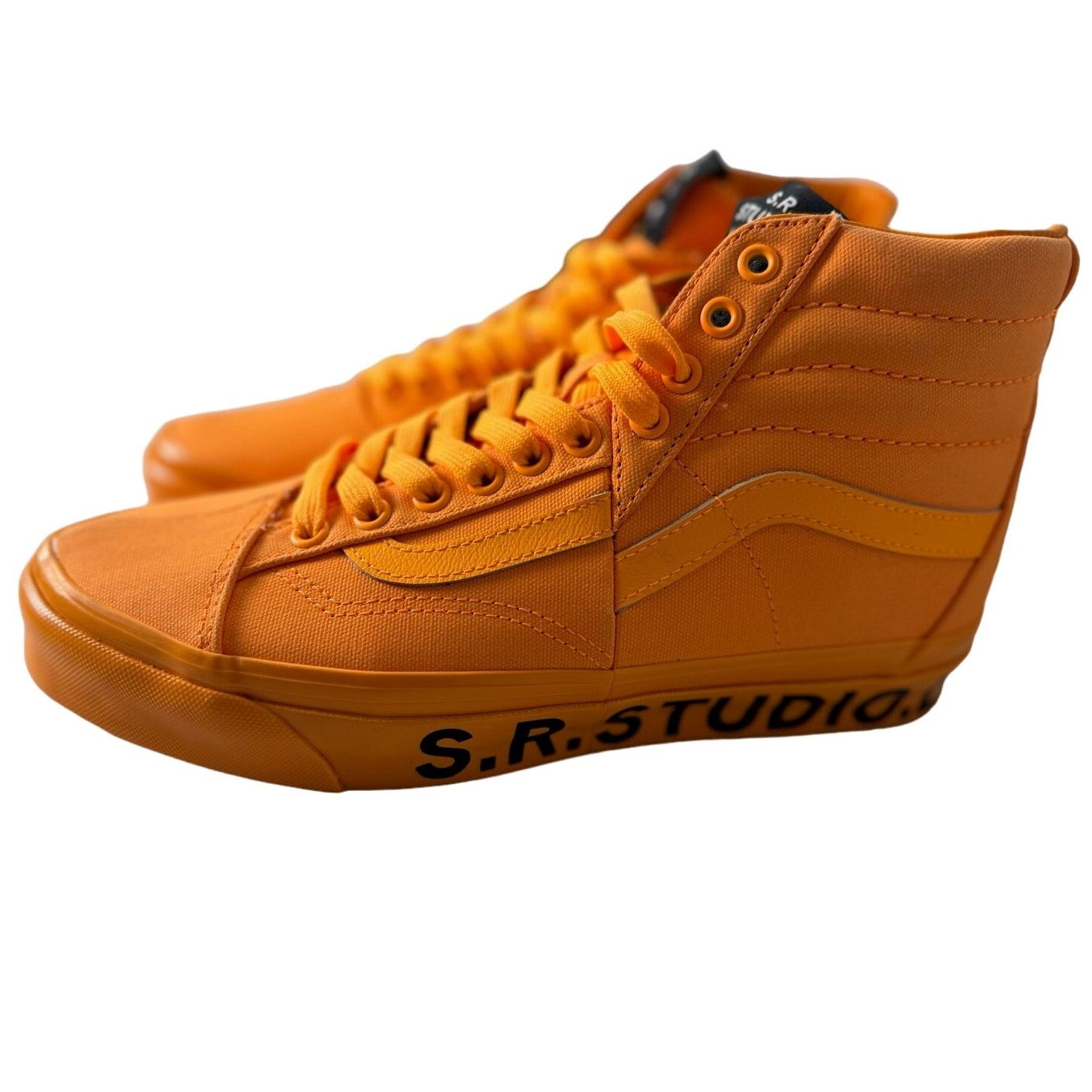 Nib Vans Otw Sk8 Hi Clash The Wall Sr Studio La Ca Orange T-Shirts, Hoodie, Sweatshirt | AU16VibeMintTees.com
