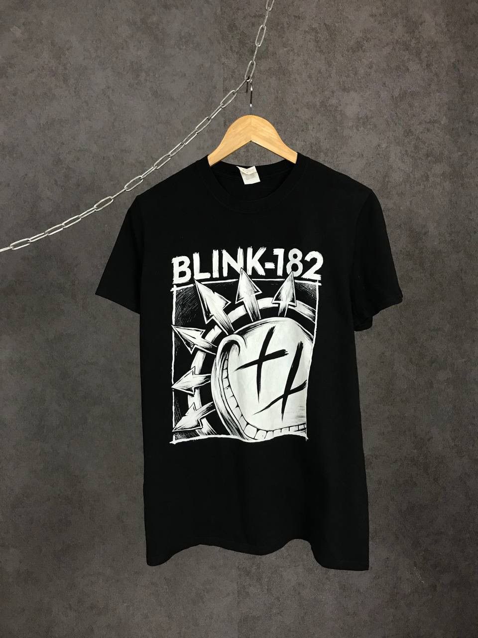 Band Tees Blink 182 Vintage Rock Band Tour Tee Hoodie, Sweatshirt | FlexRushtees.com