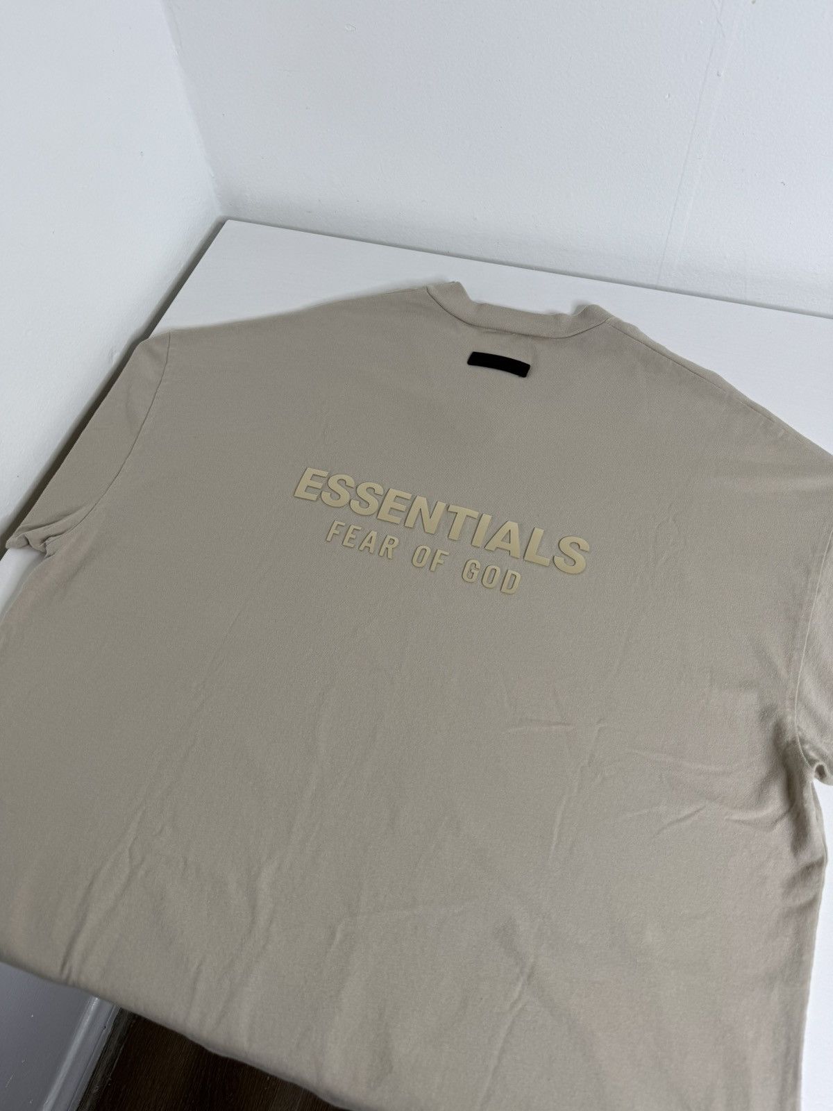 Essentials Back Logo Tee Cream Xl Preowned Hoodie, Sweatshirt | FlexRushtees.com