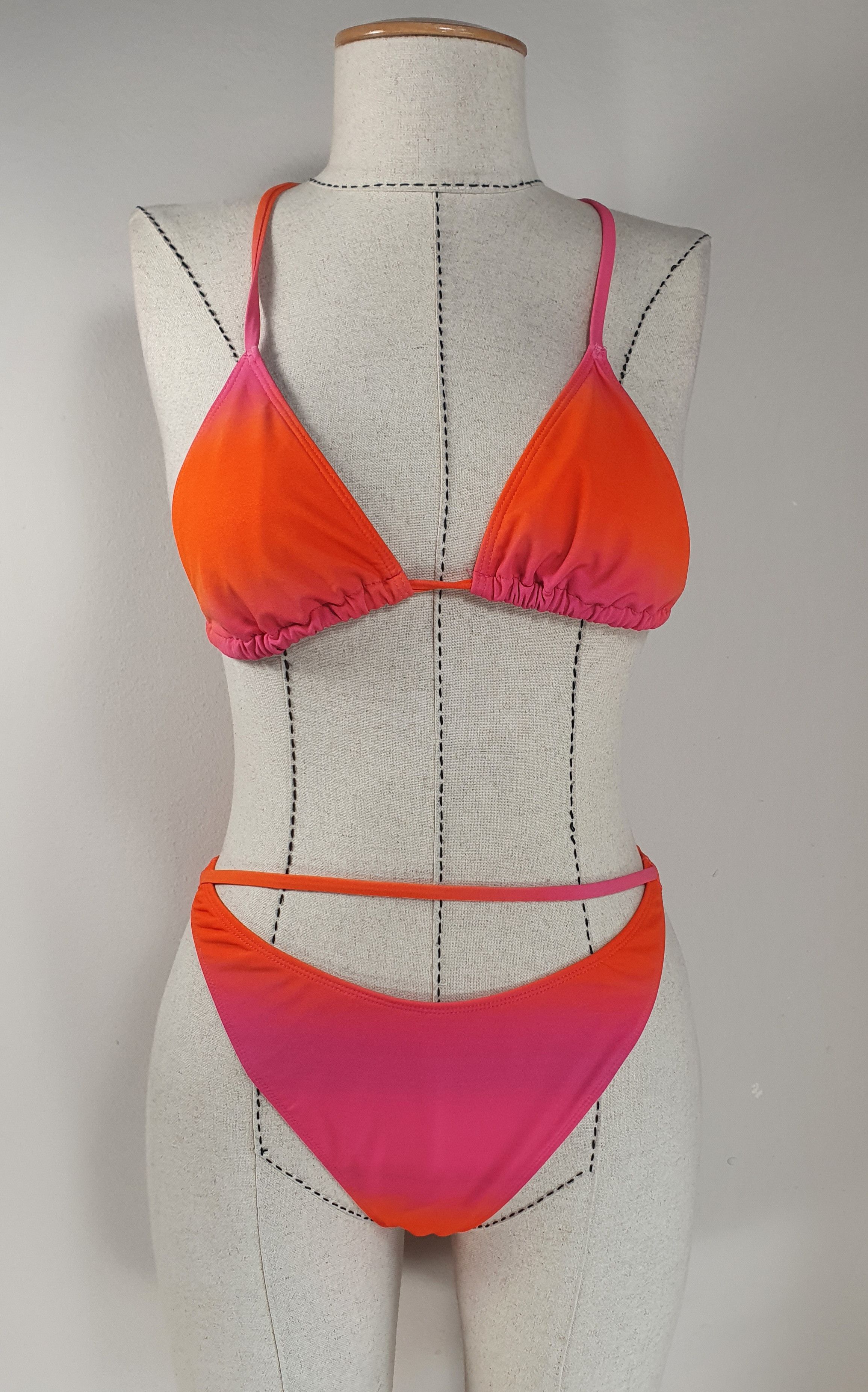 Jacquemus Le Maillot Peirado Swimwear T-Shirts, Hoodie, Sweatshirt | AU16VibeMintTees.com