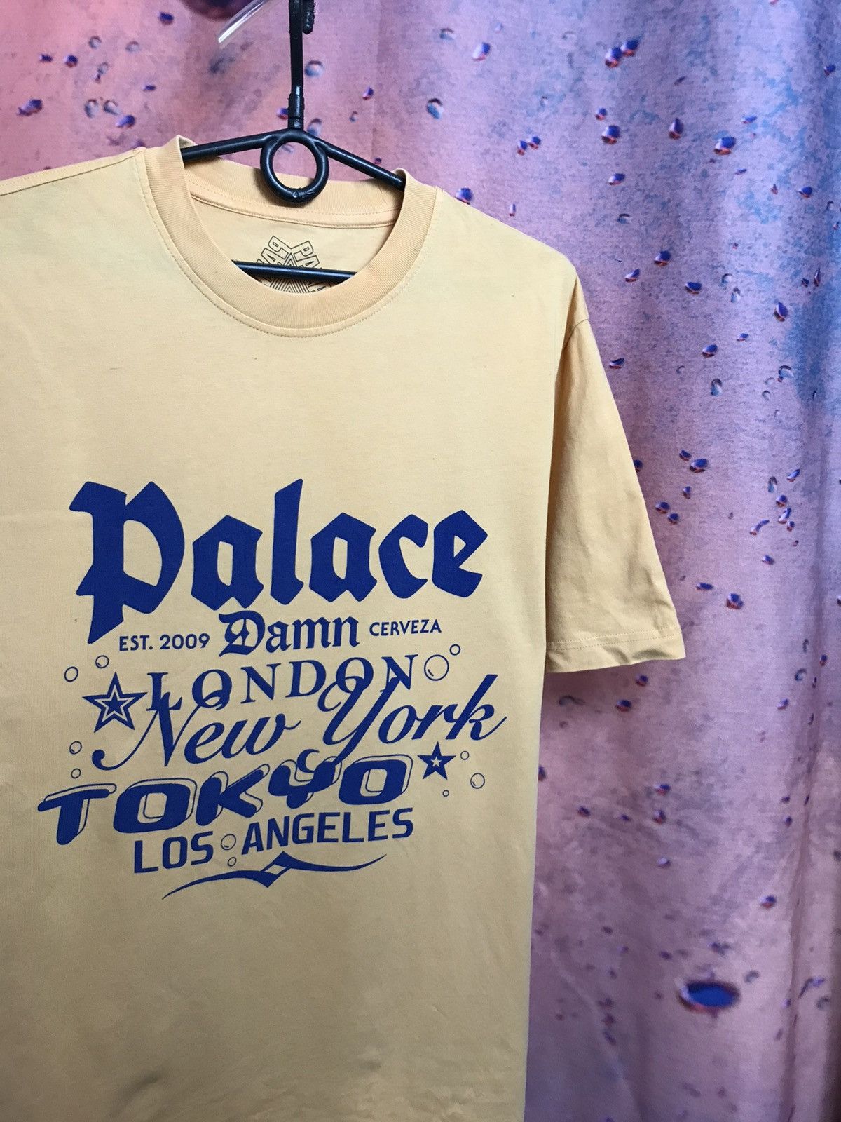Palace Streetwear Tee Hoodie, Sweatshirt | FlexRushtees.com