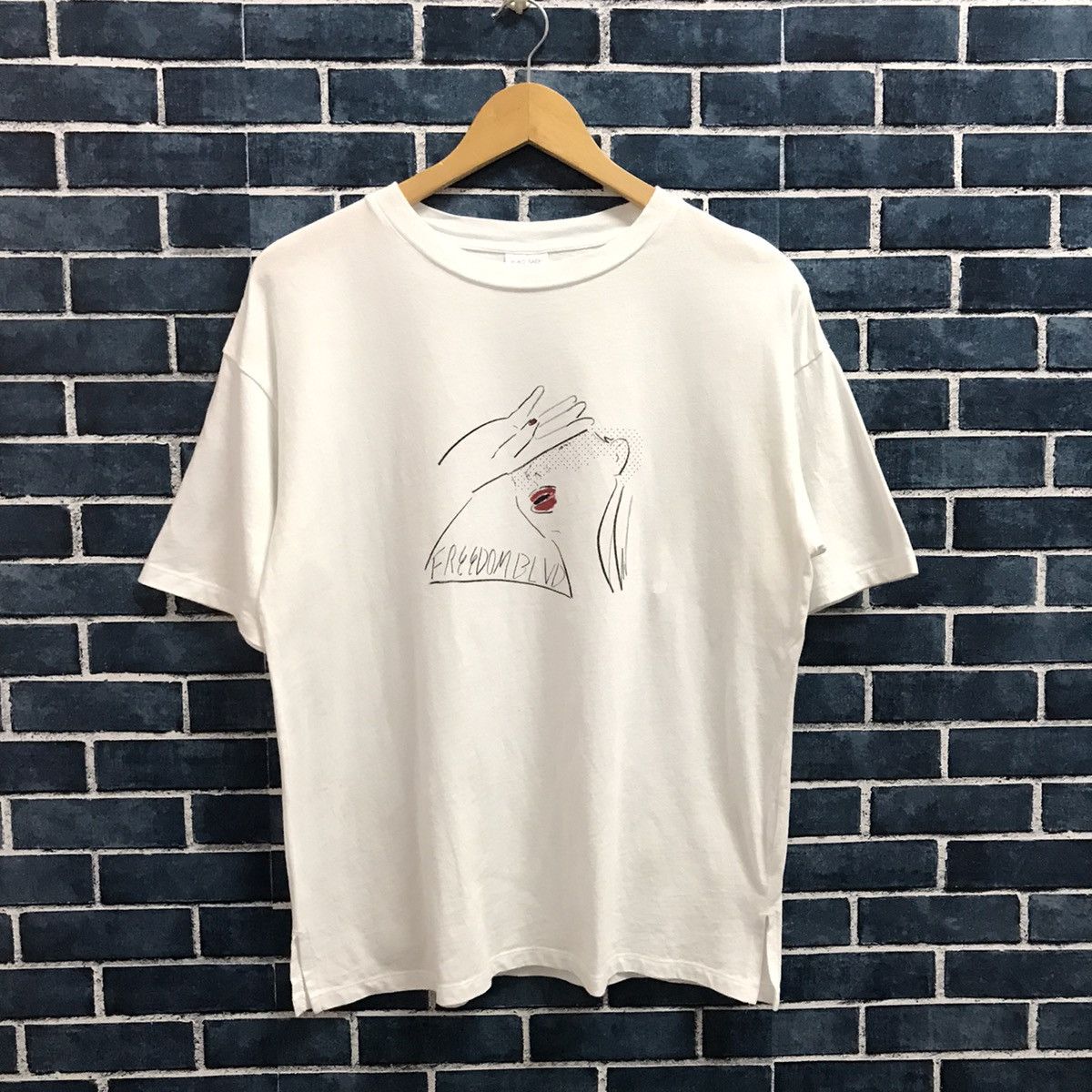 Vintage Yuko Saeki Illustration Art Tee Hoodie, Sweatshirt | FlexRushtees.com