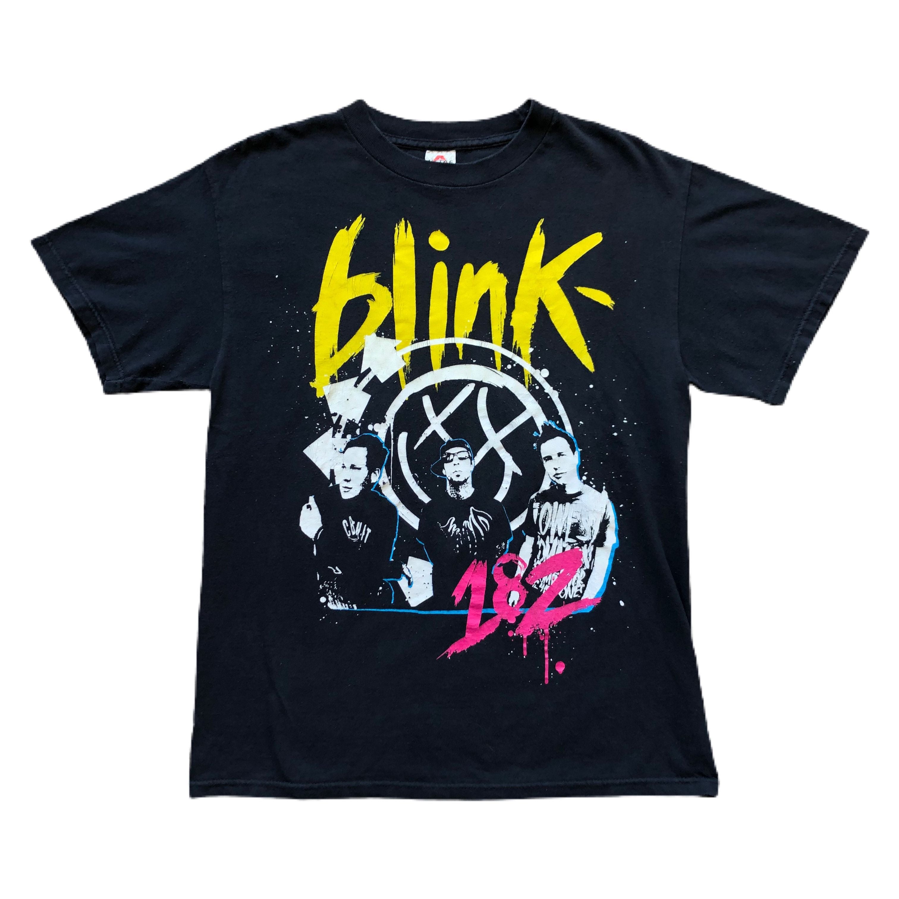Band Tees Y2k Blink 182 Band Concert Tour T Shirt Hoodie, Sweatshirt | FlexRushtees.com