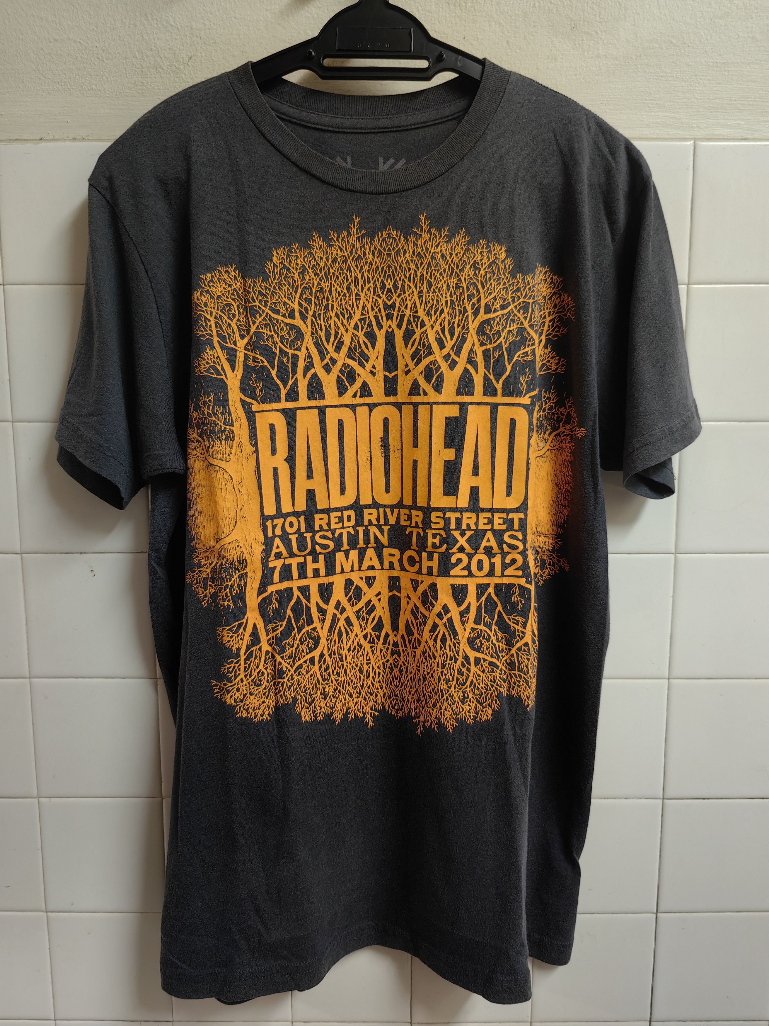 Band Tees Radiohead Concert Austin Texas 2012 Hoodie, Sweatshirt | FlexRushtees.com