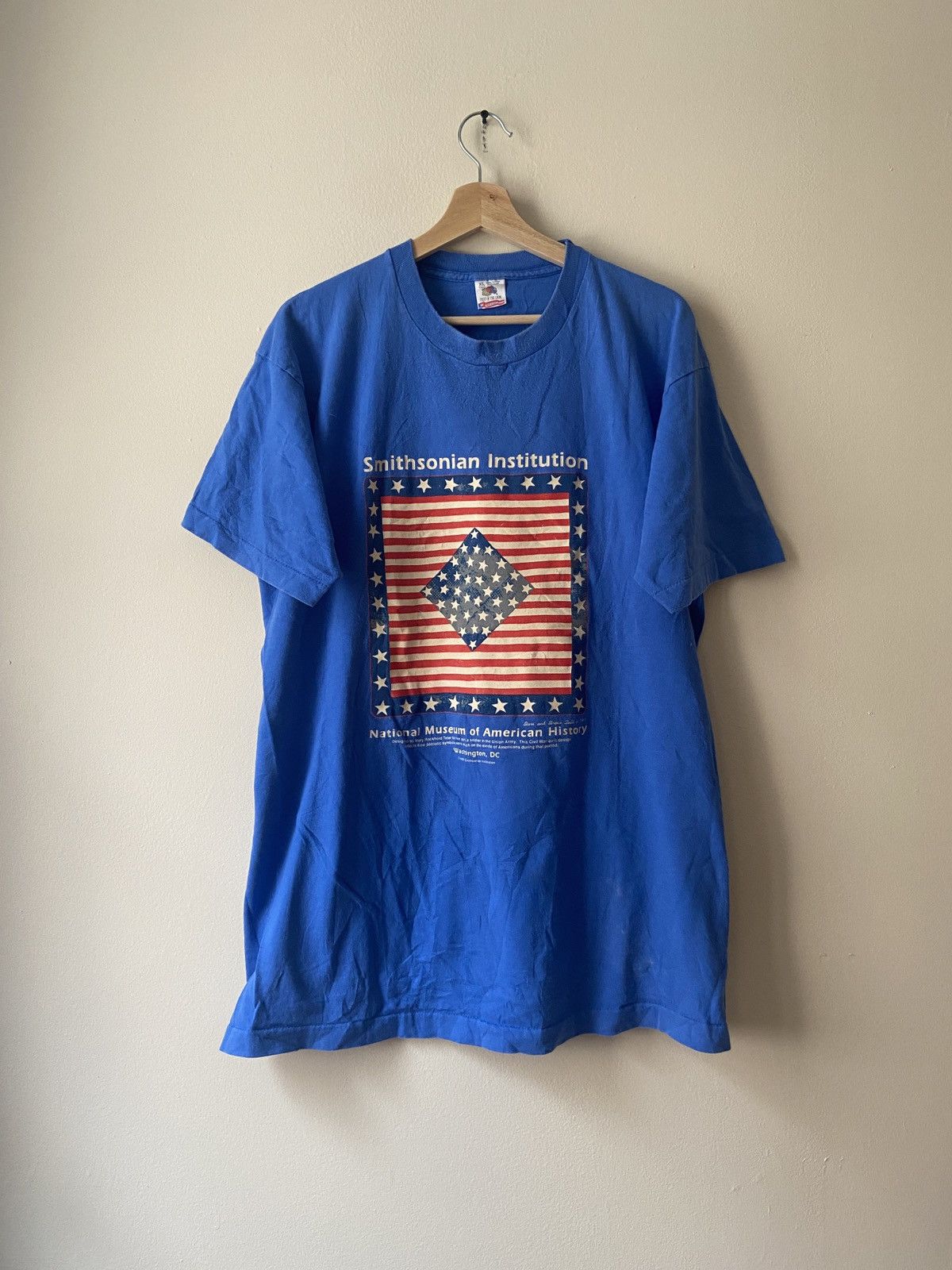 Vintage 90 S Museum Of American History Art Flag Tee Shirt Hoodie, Sweatshirt | FlexRushtees.com