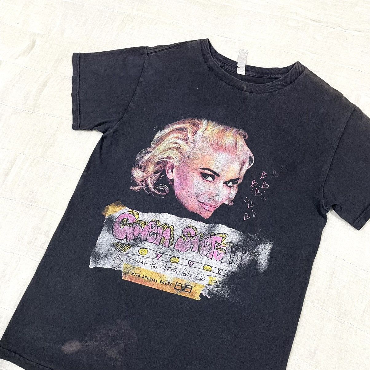 Band Tees Vintage 2016 Thrashed Faded Gwen Stefani Rare T Shirt Hoodie, Sweatshirt | FlexRushtees.com