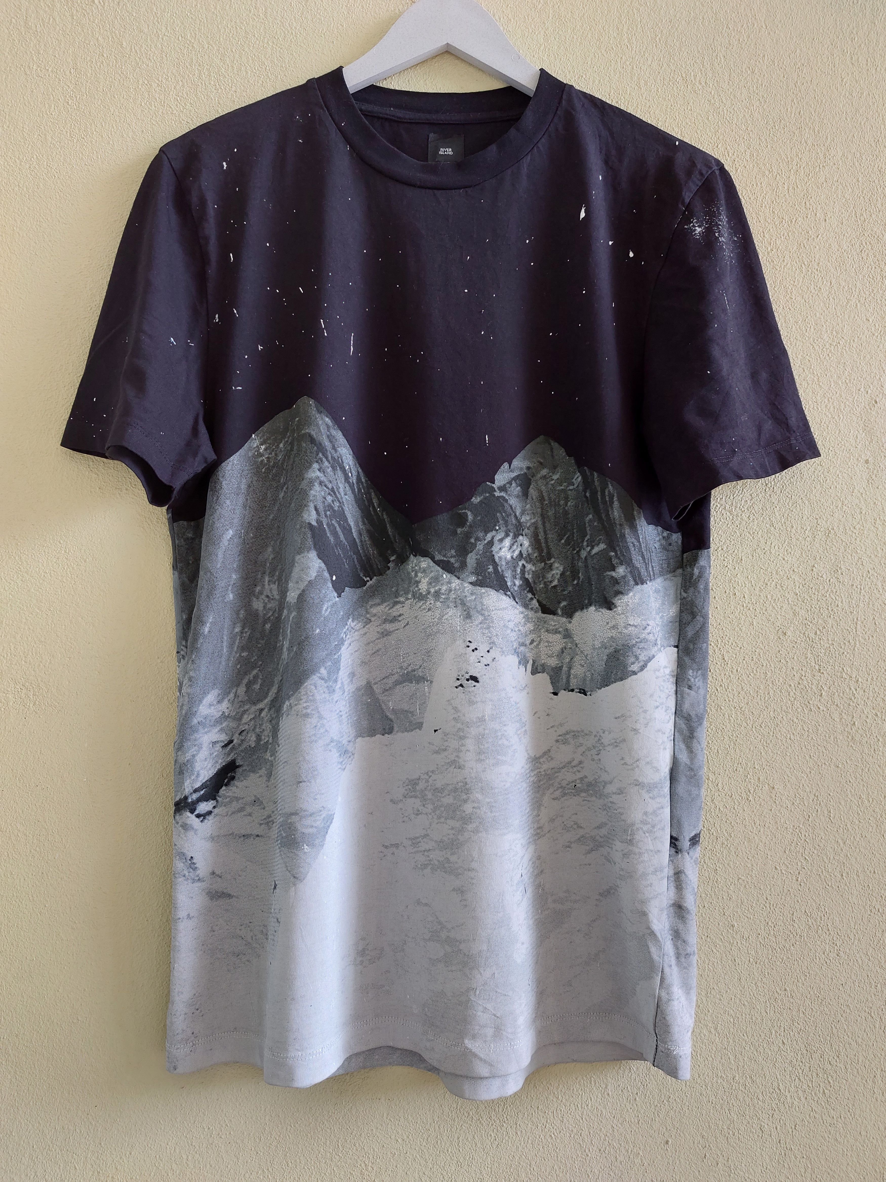 Island River Island Snow Mountain Printed Tee